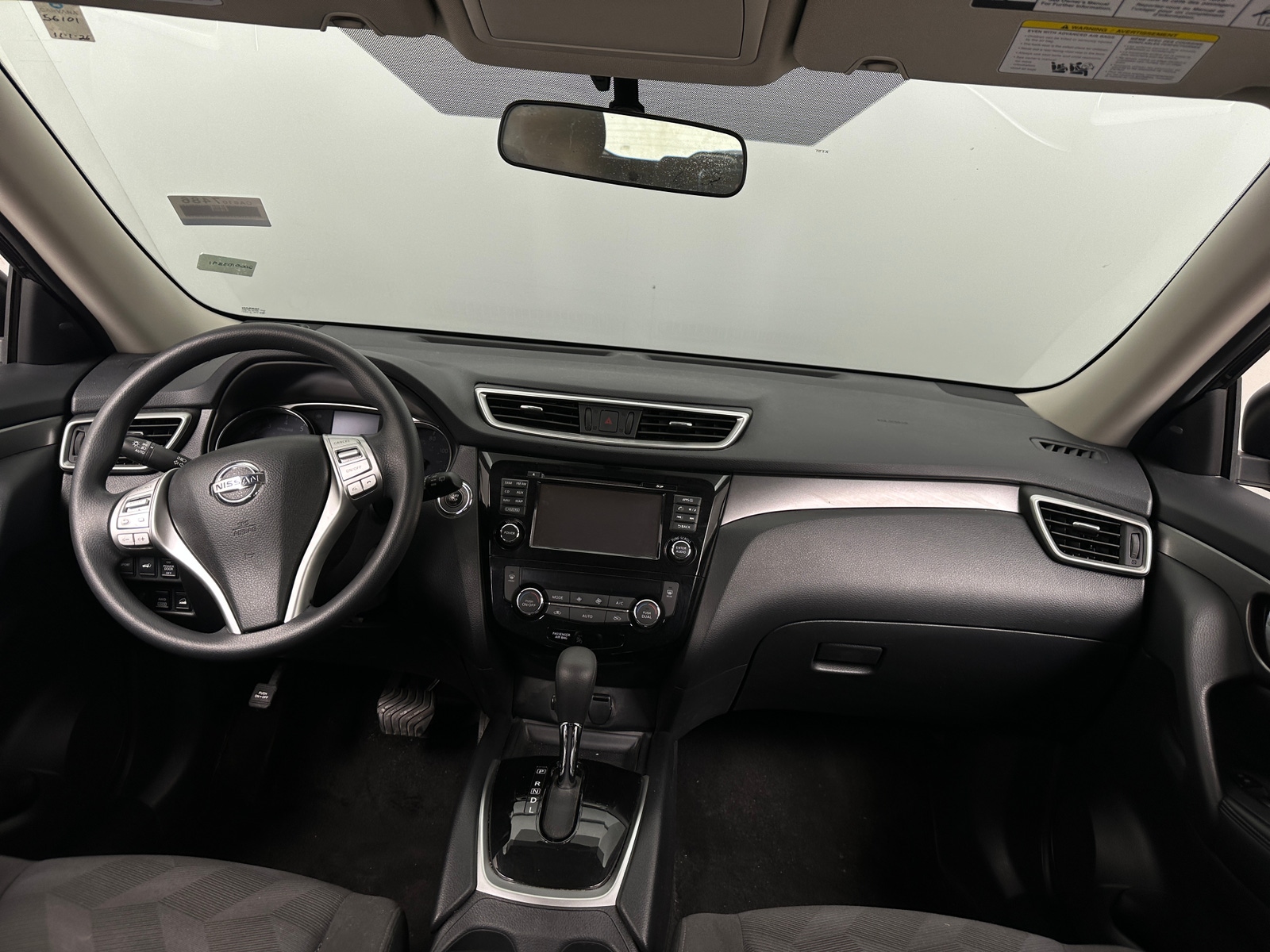 Thumbnail: 2016 Nissan Rogue - 3