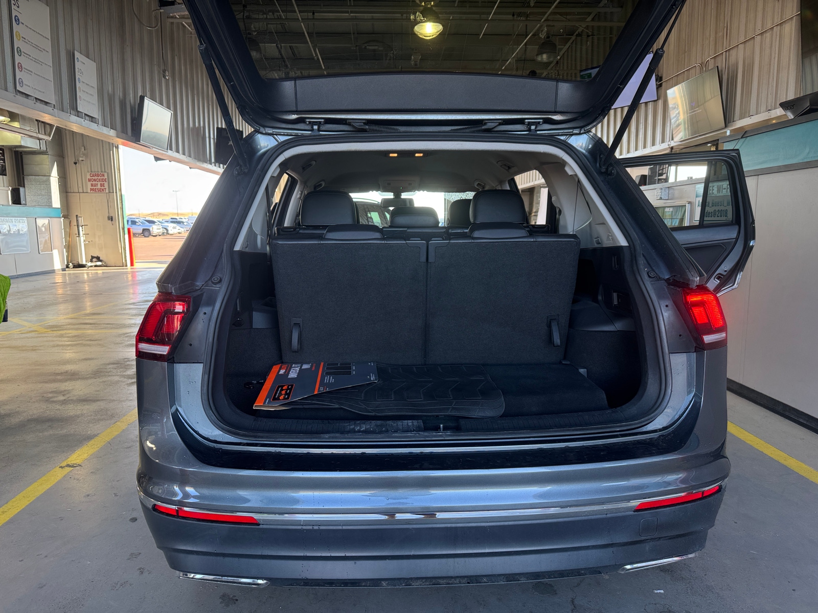 Thumbnail: 2021 Volkswagen Tiguan - 6