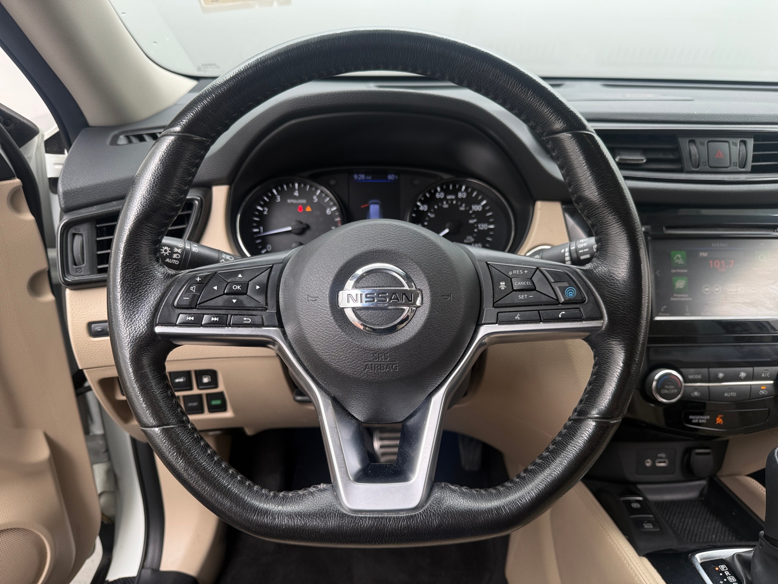 Thumbnail: 2018 Nissan Rogue - 4