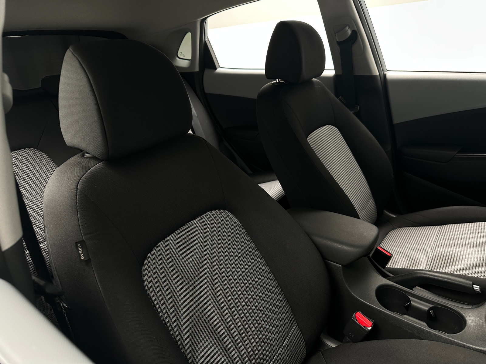 Thumbnail: 2019 Hyundai Kona - 2
