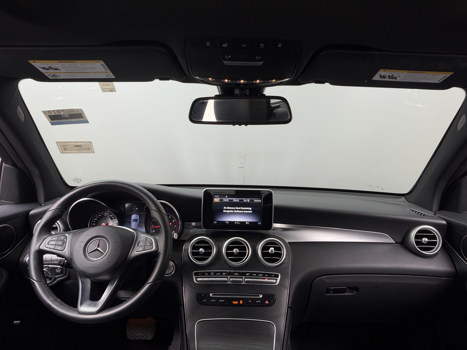 Thumbnail: 2018 Mercedes-Benz GLC - 2