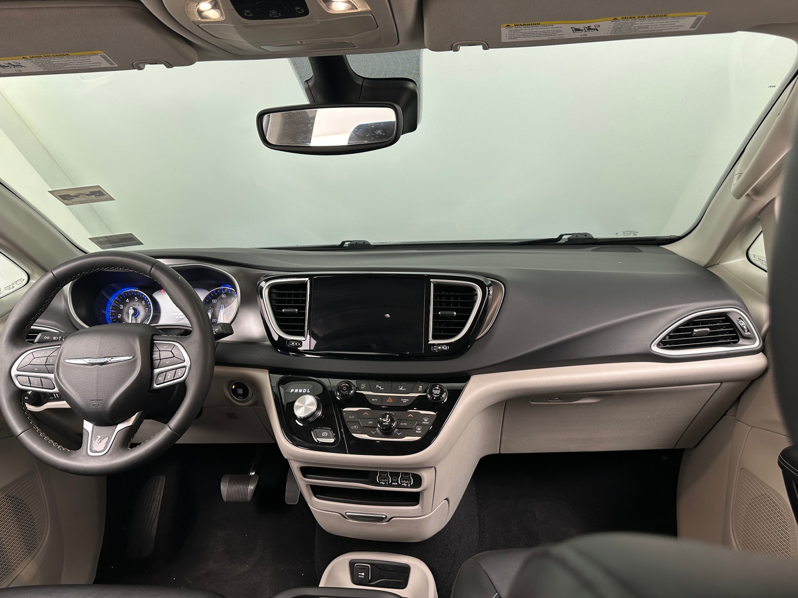 Thumbnail: 2024 Chrysler Pacifica - 2