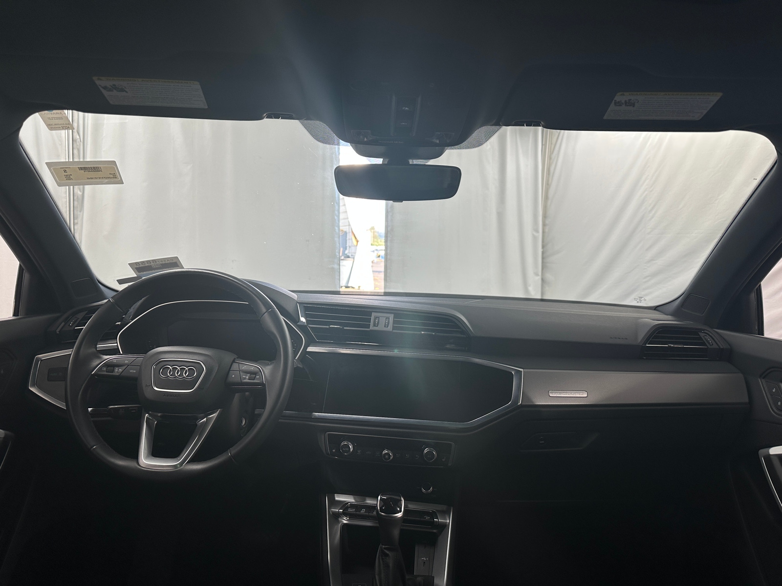 Thumbnail: 2025 Audi Q3 - 2