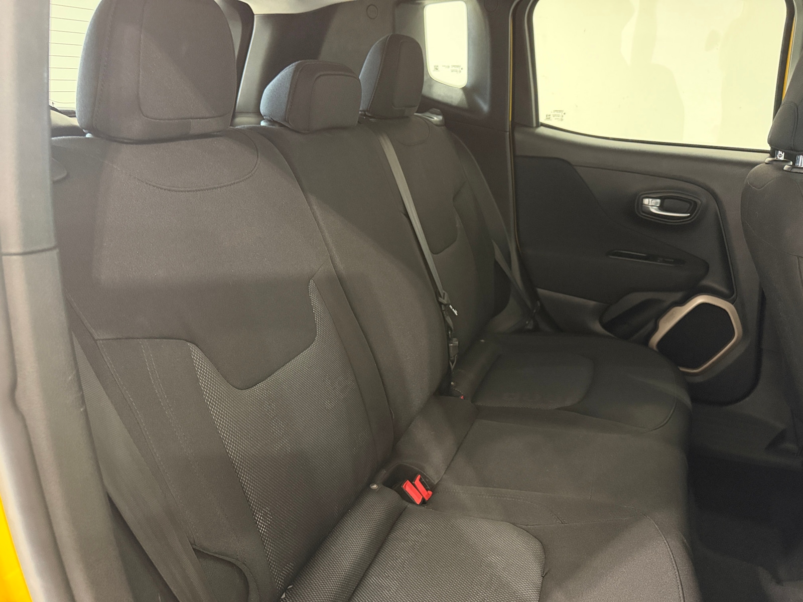 Thumbnail: 2017 Jeep Renegade - 6