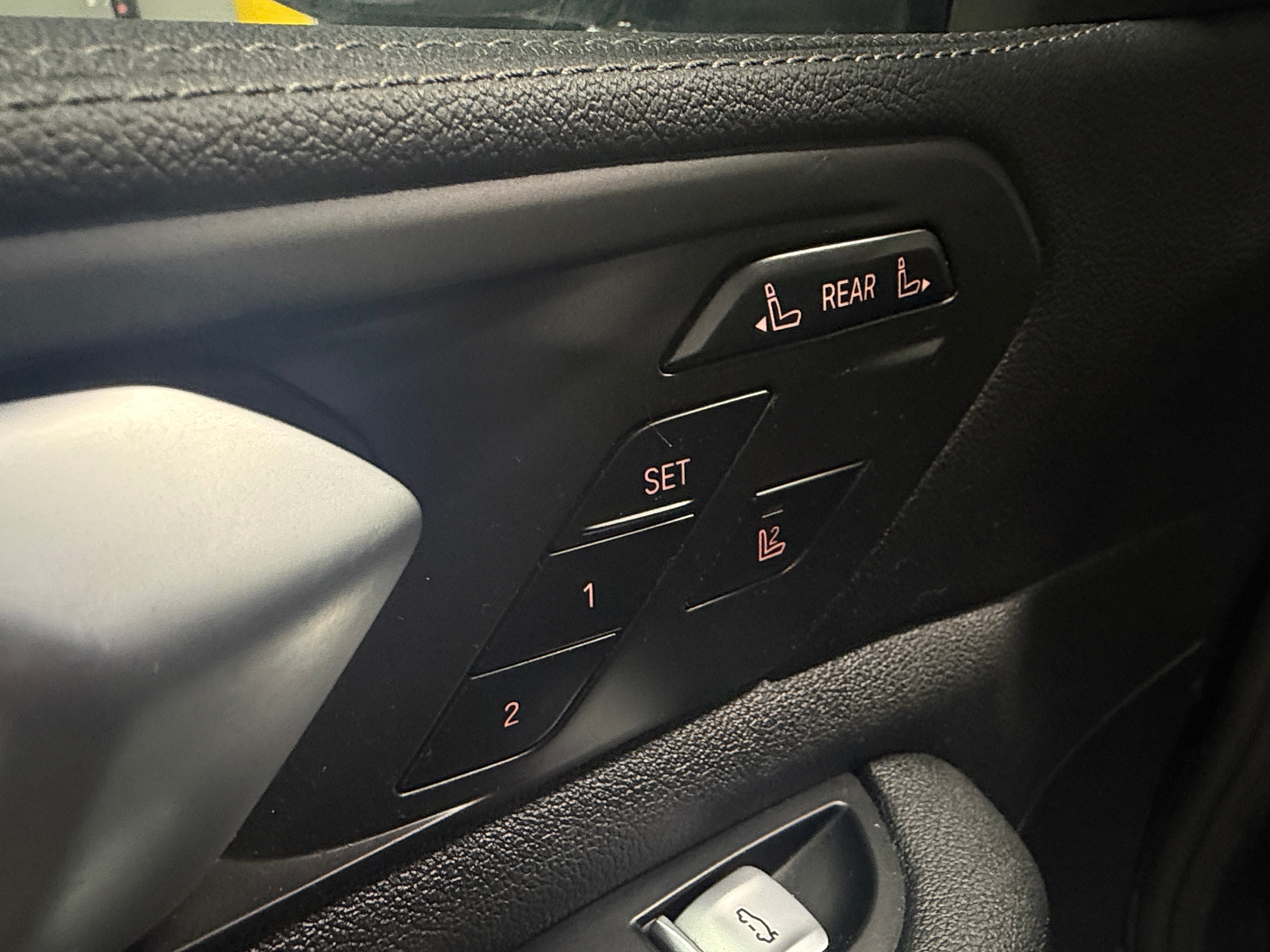 2021 BMW X7 40i - Photo 13