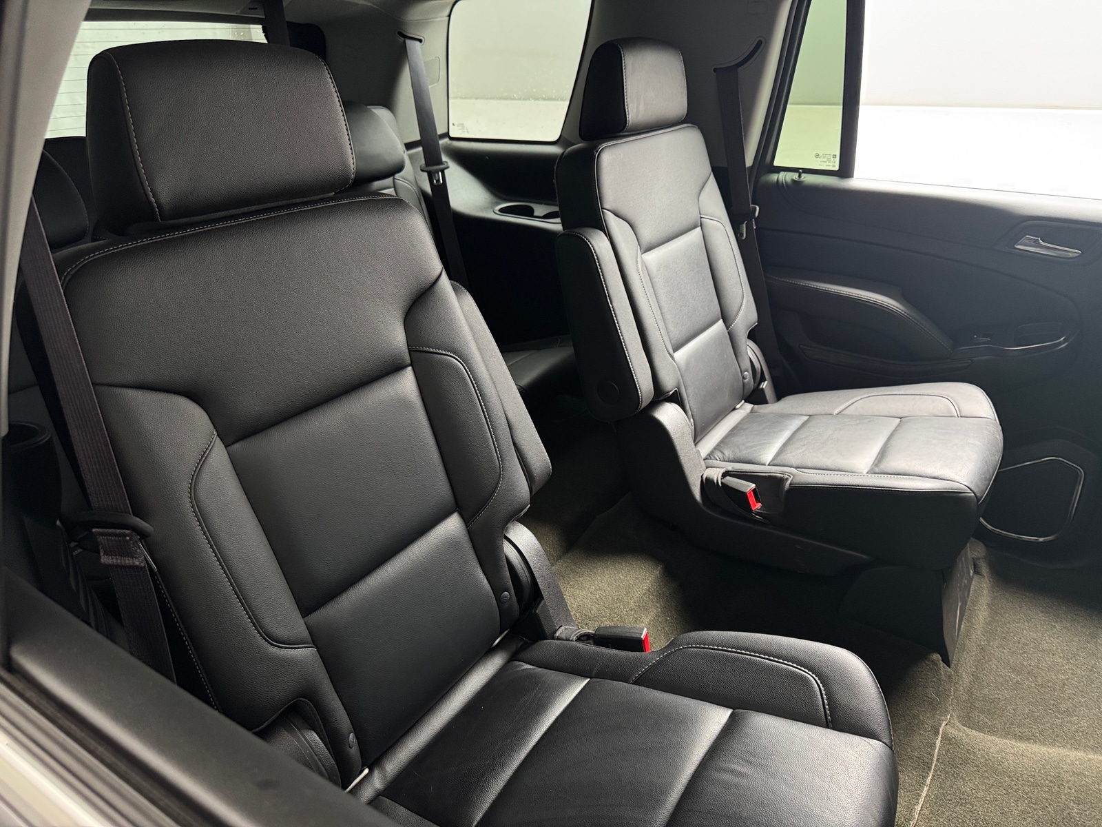 Thumbnail: 2017 Chevrolet Tahoe - 5
