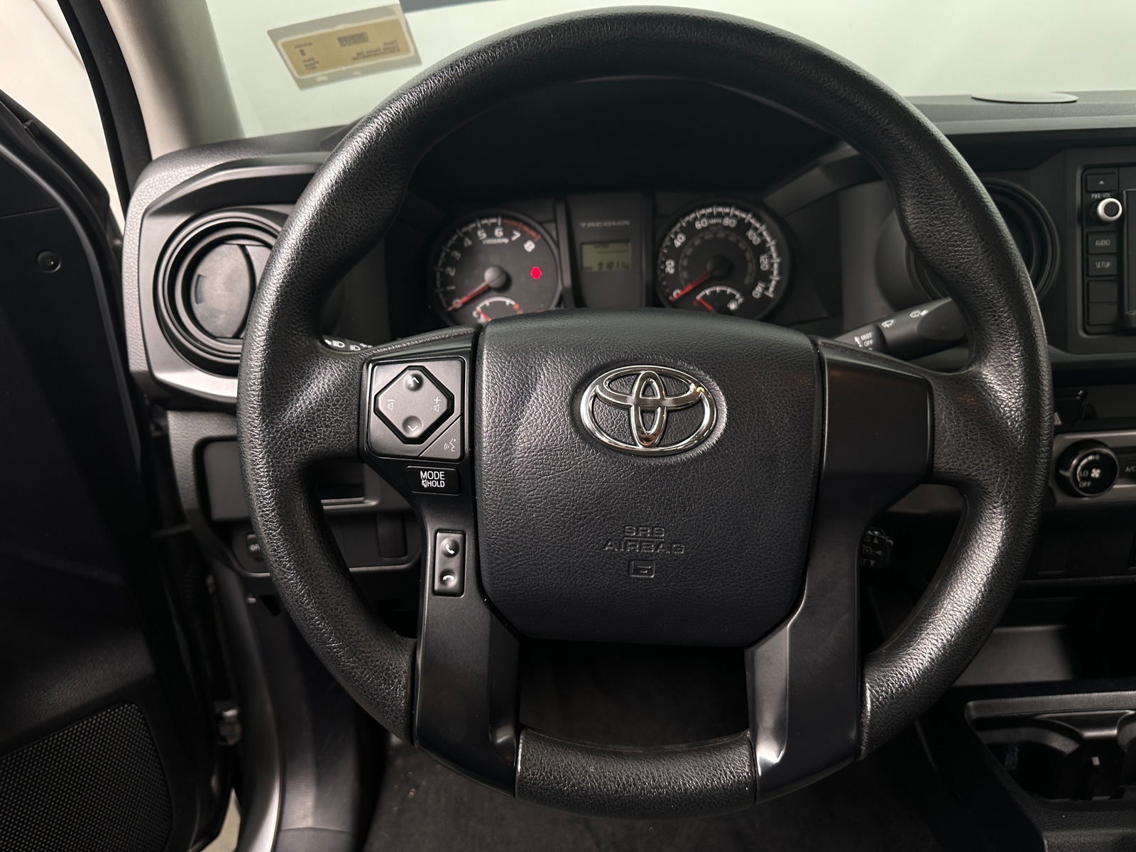Thumbnail: 2017 Toyota Tacoma - 5