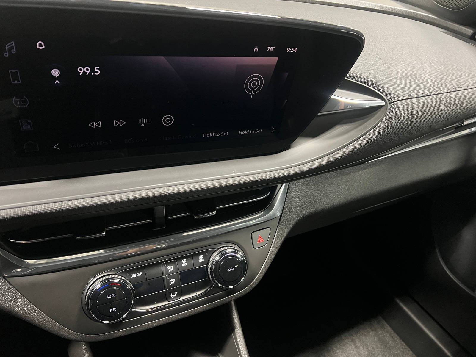 Thumbnail: 2026 Buick Envista - 3
