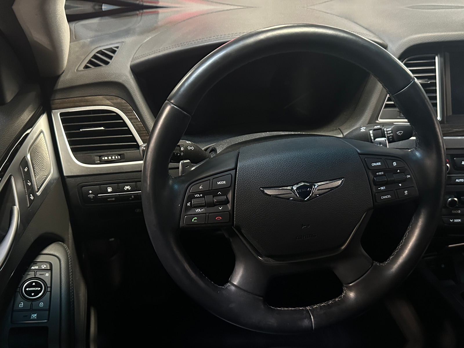 Thumbnail: 2018 Genesis G80 - 4