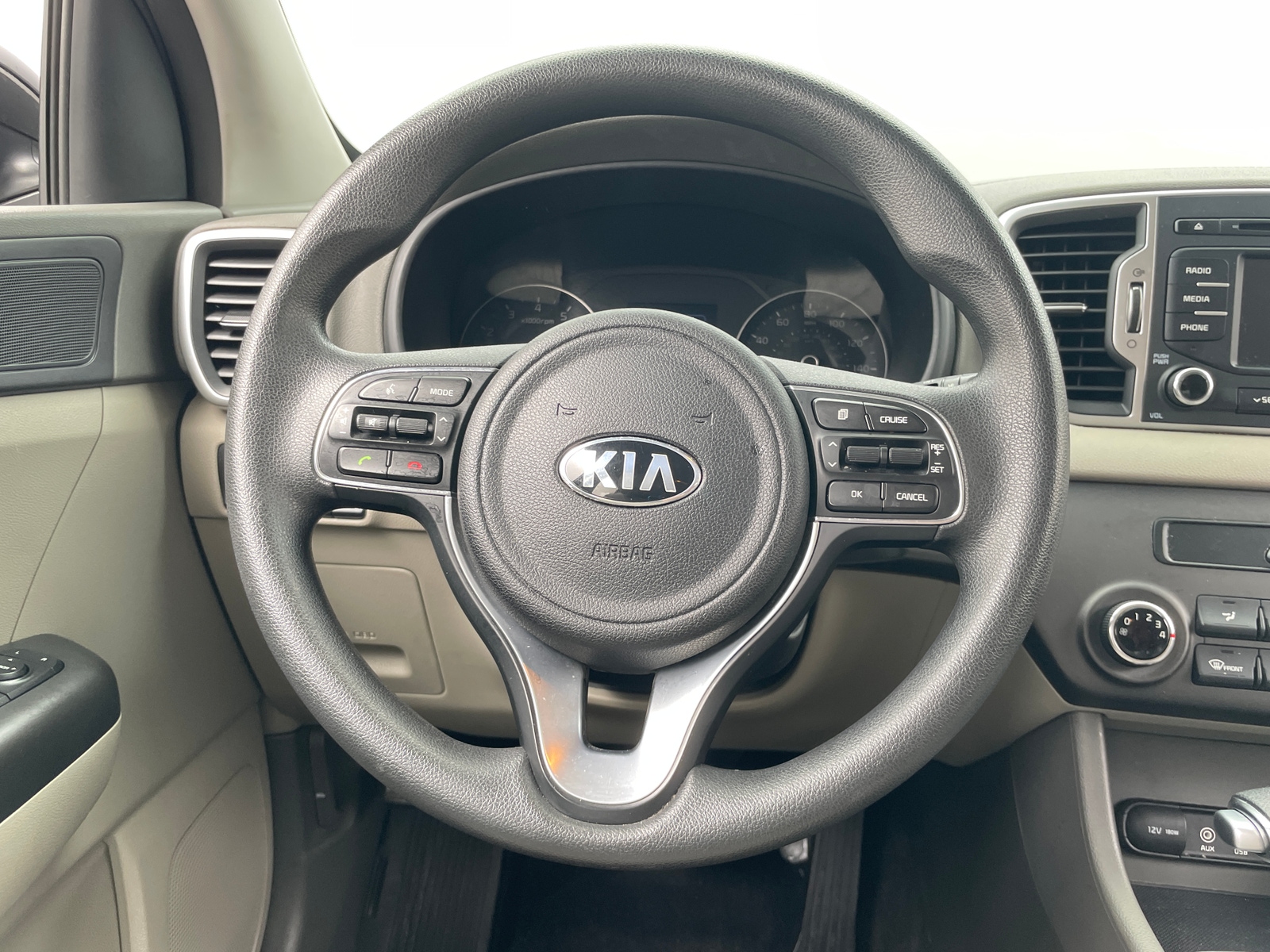 Thumbnail: 2017 Kia Sportage - 5