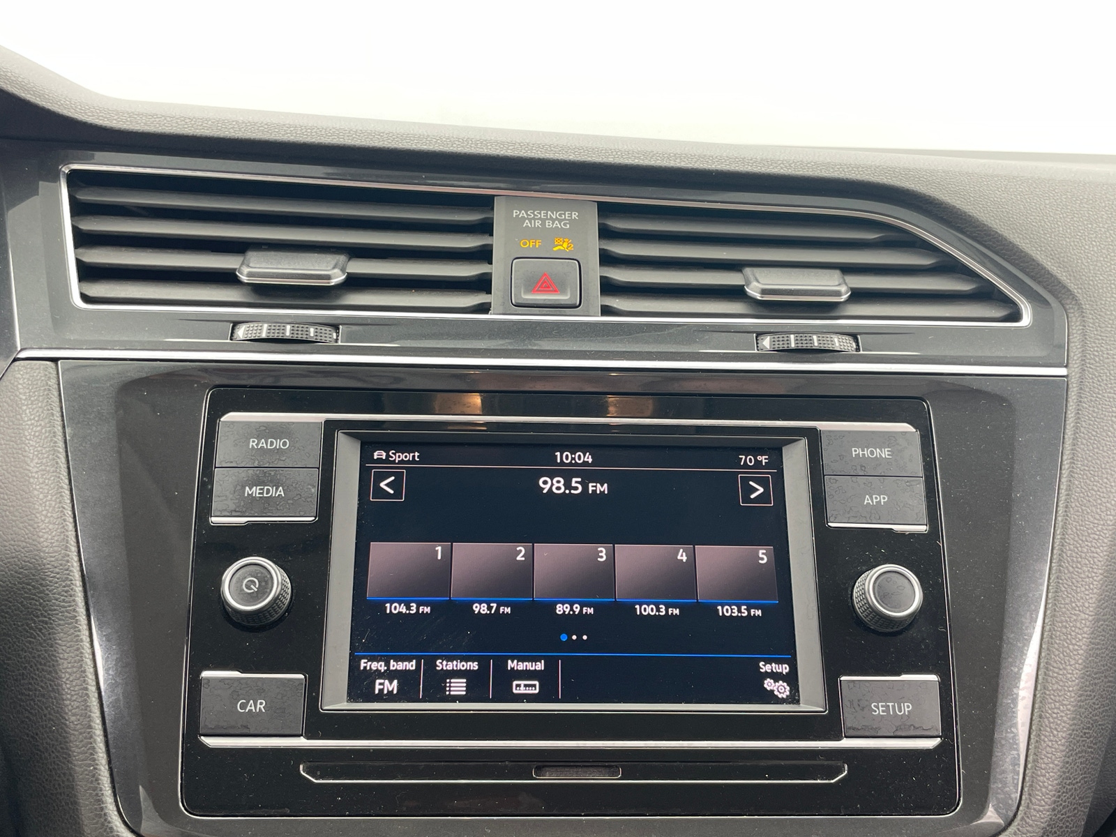 Thumbnail: 2019 Volkswagen Tiguan - 4