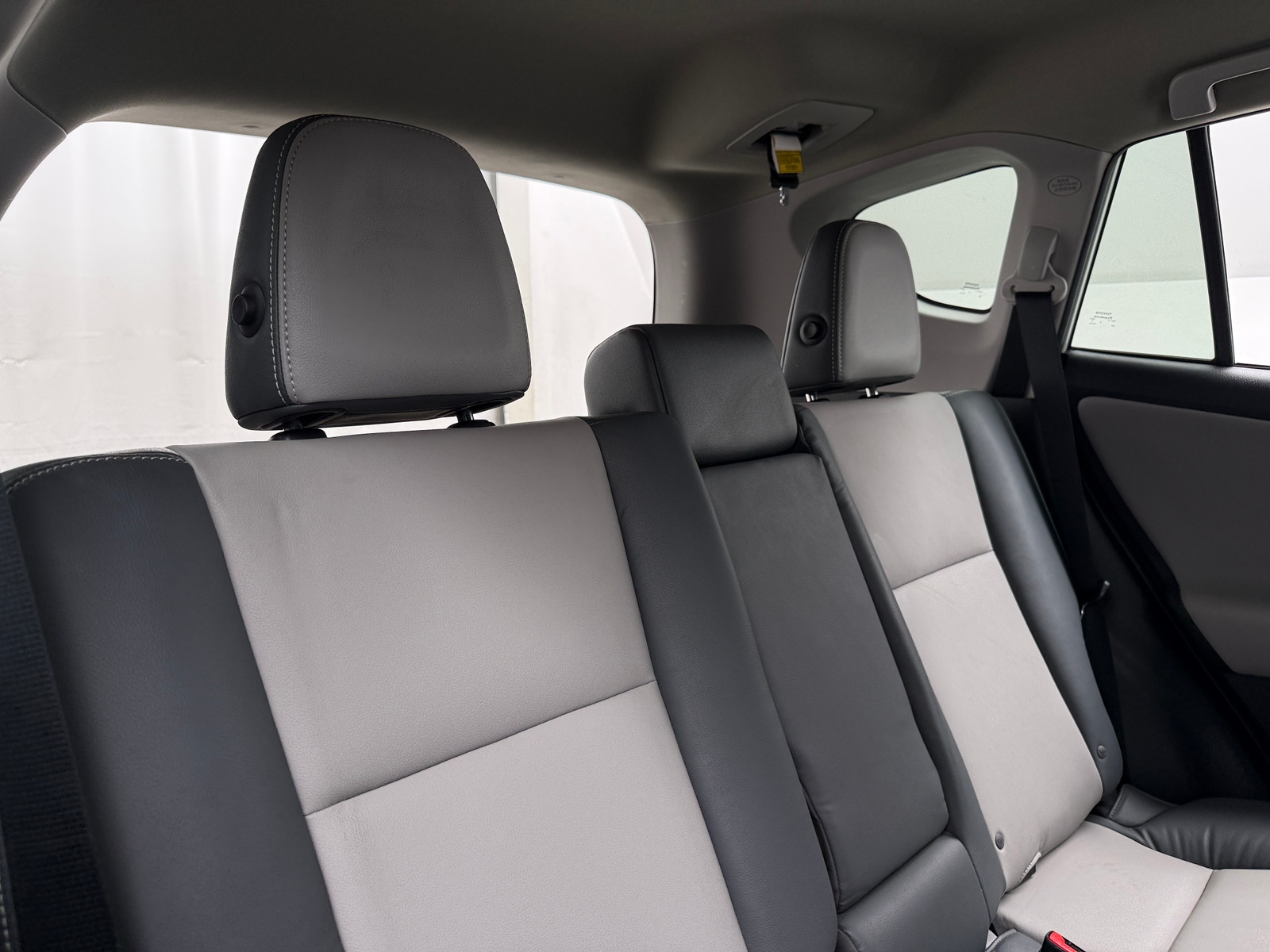 Thumbnail: 2015 Toyota RAV4 - 6