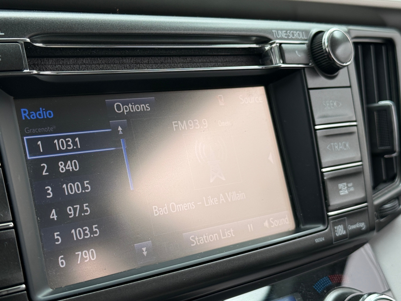 Thumbnail: 2015 Toyota RAV4 - 4