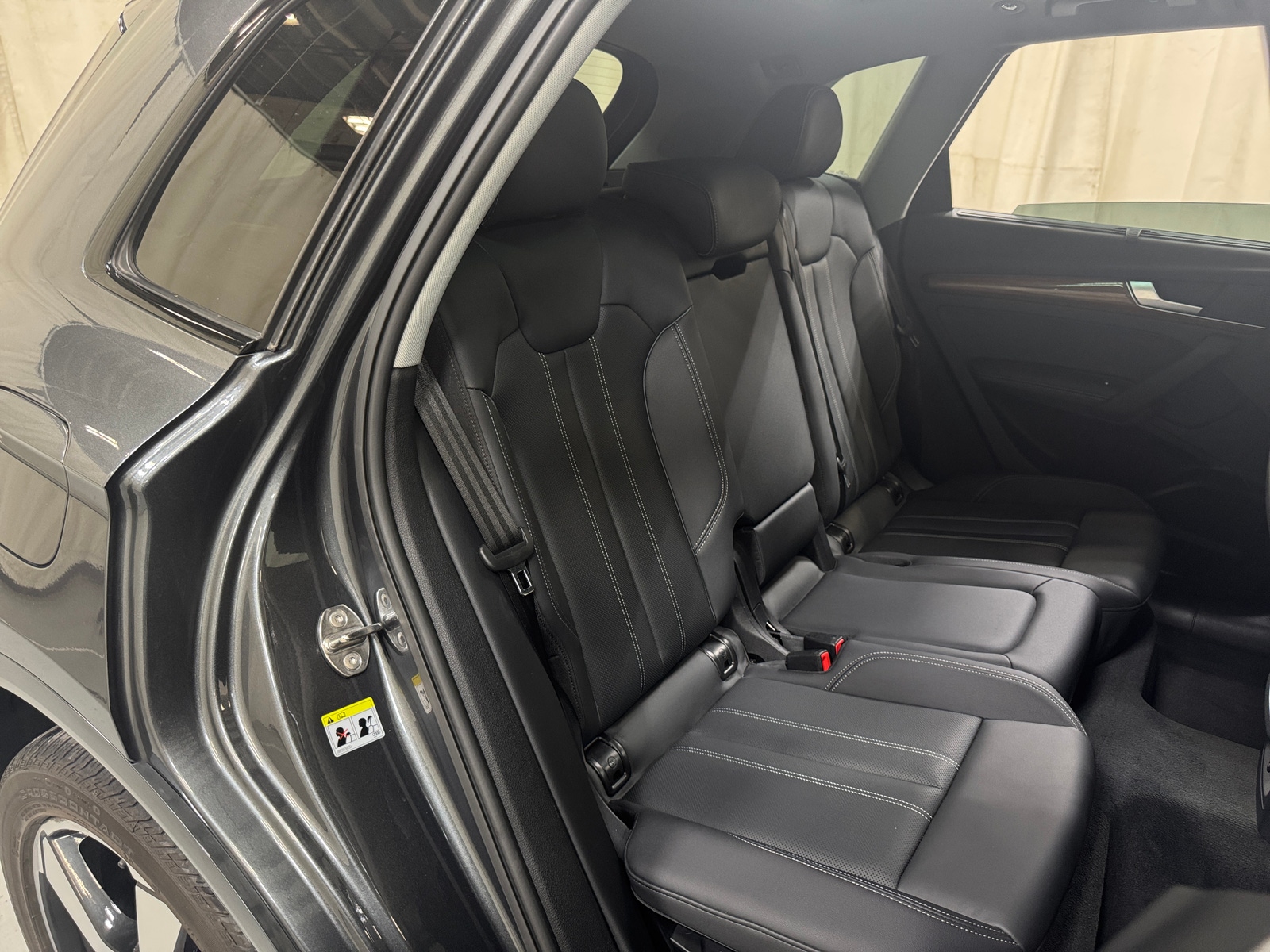 Thumbnail: 2023 Audi Q5 - 6