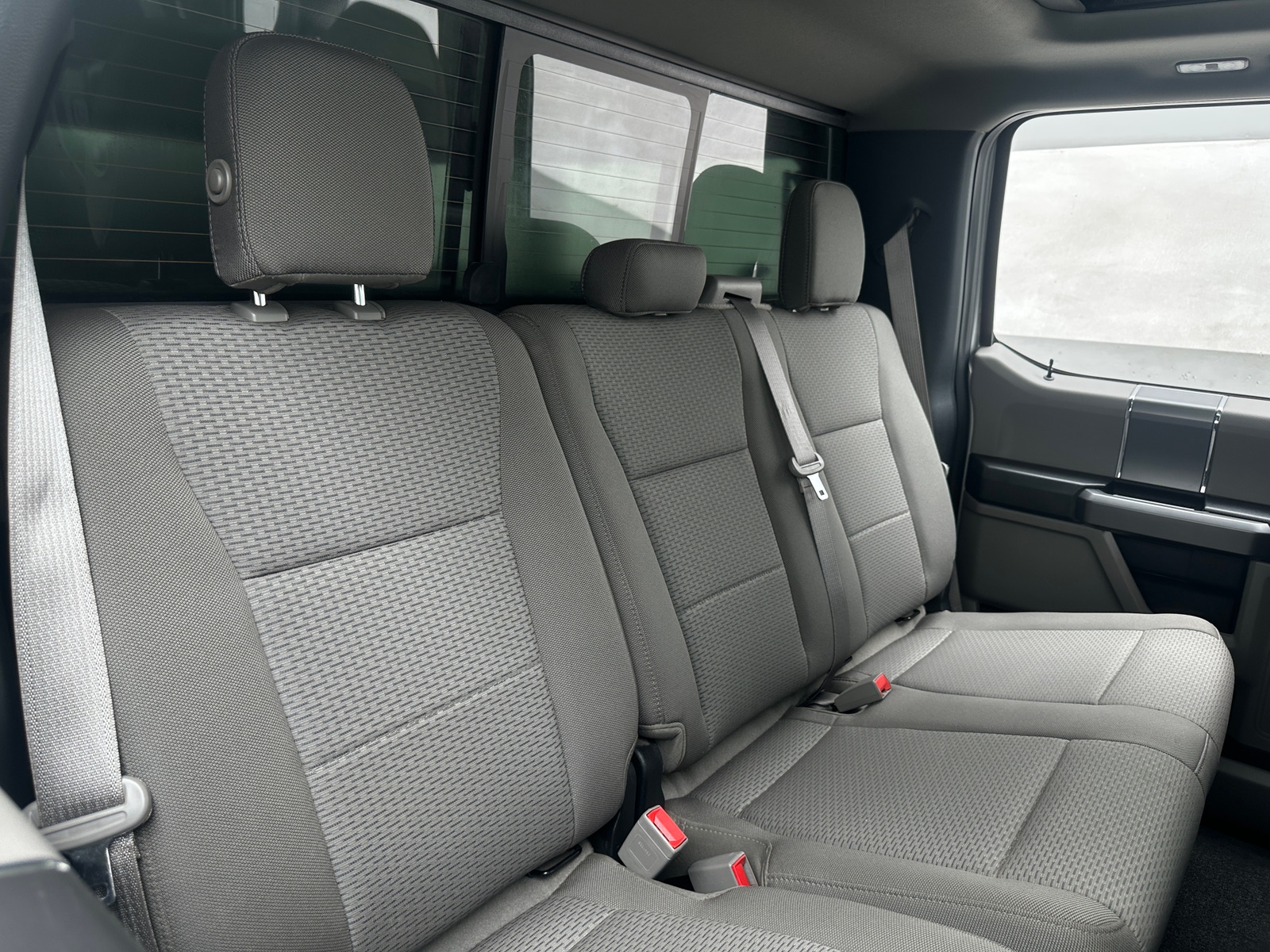 Thumbnail: 2019 Ford Econoline - 6
