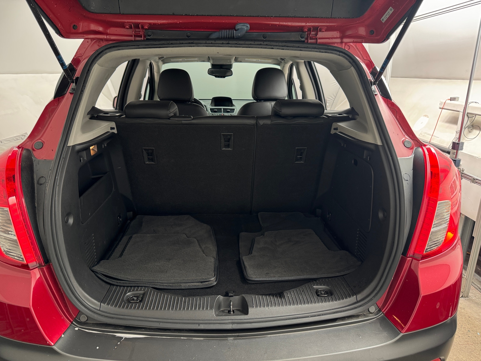 Thumbnail: 2016 Buick Encore - 6