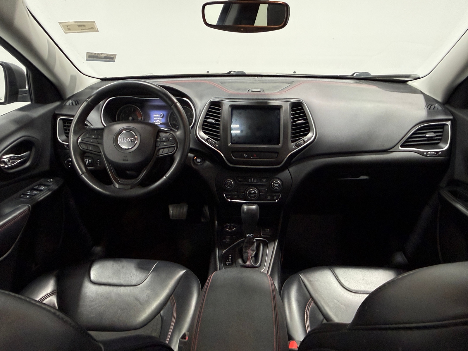 Thumbnail: 2019 Jeep Cherokee - 3