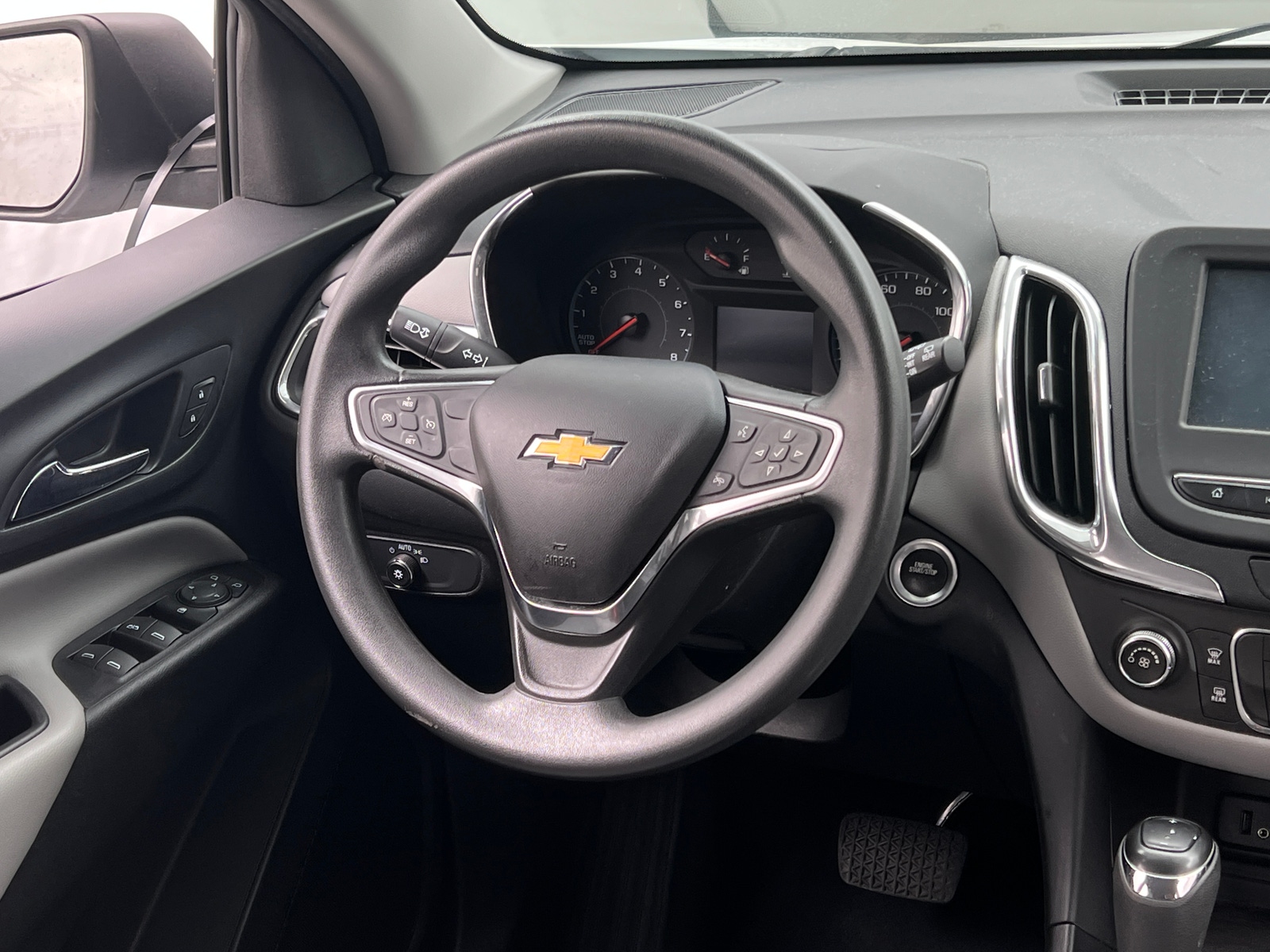 Thumbnail: 2018 Chevrolet Equinox - 5