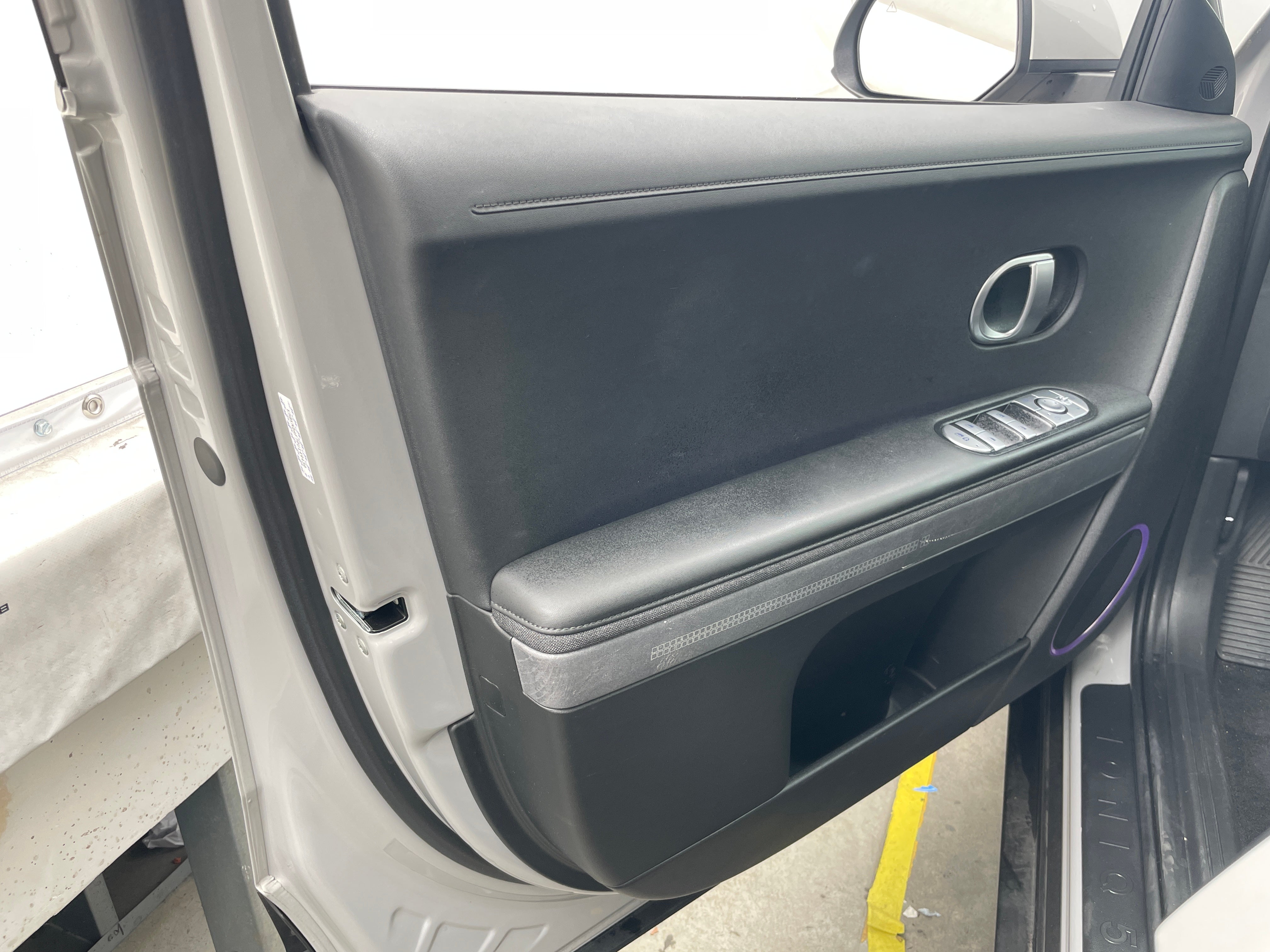 Used 2023 Hyundai IONIQ 5 SEL with VIN KM8KNDAF7PU149430 for sale in Pewaukee, WI