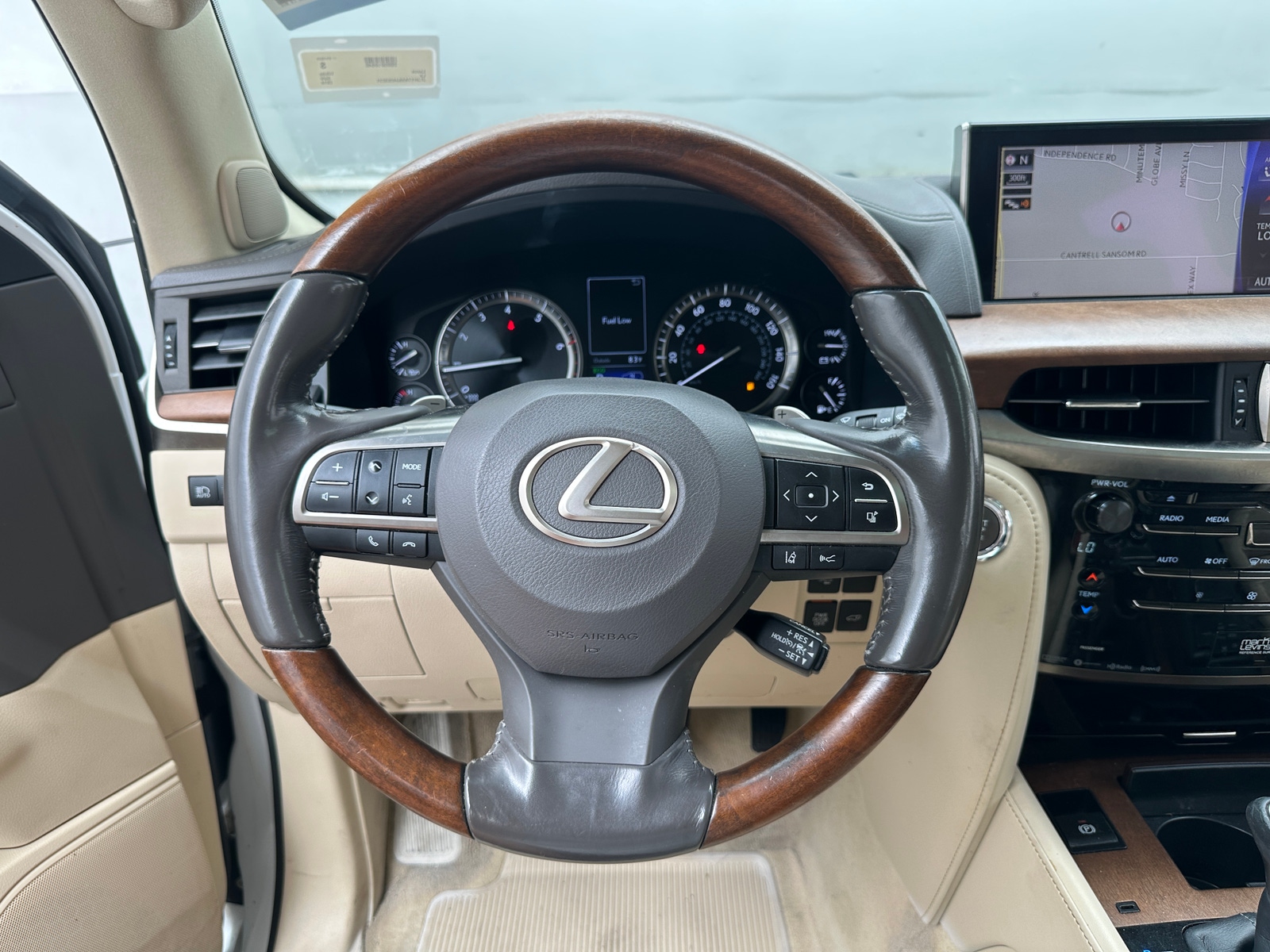 Thumbnail: 2018 Lexus LX - 4