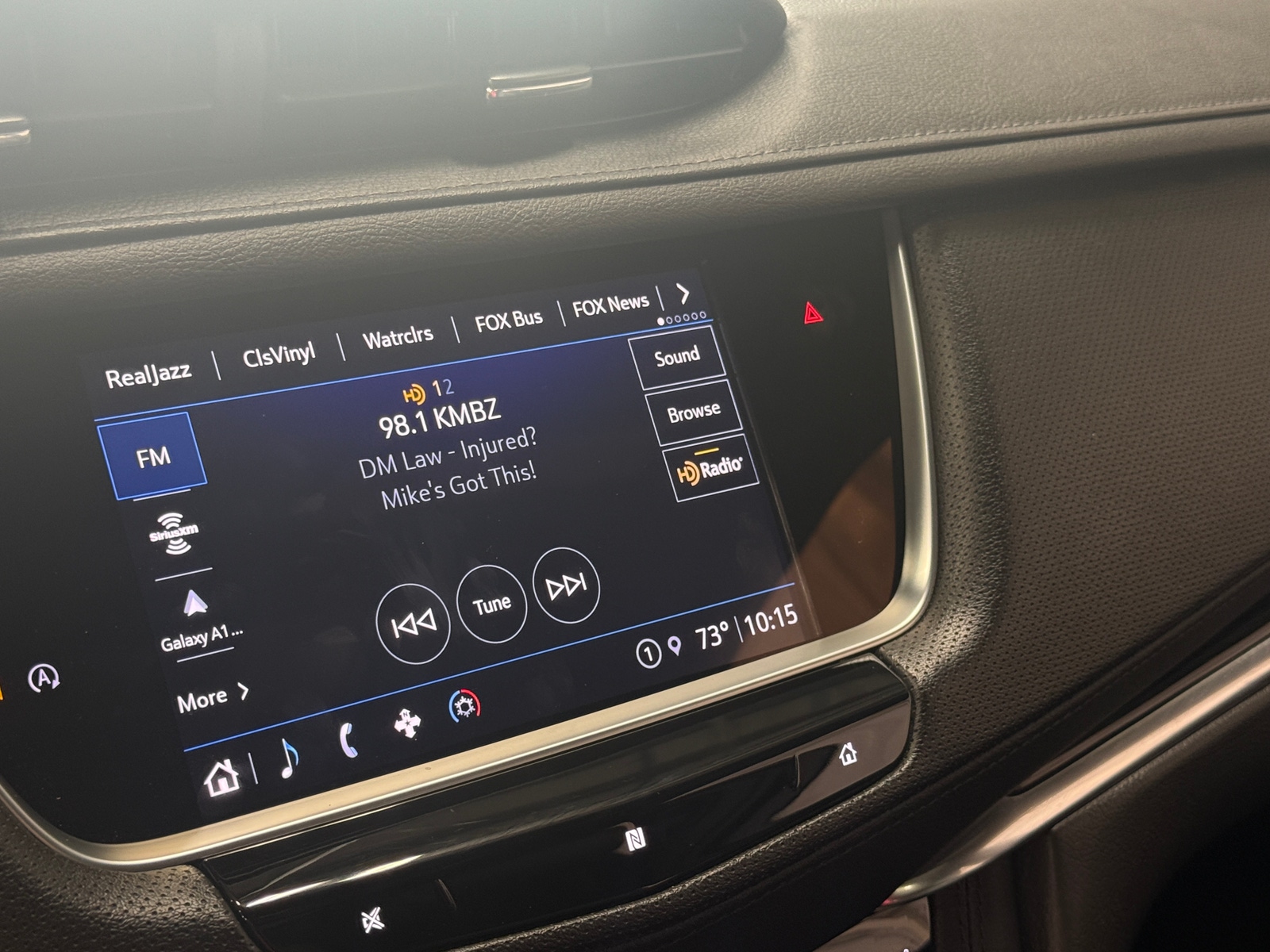 Thumbnail: 2021 Cadillac XT5 - 3