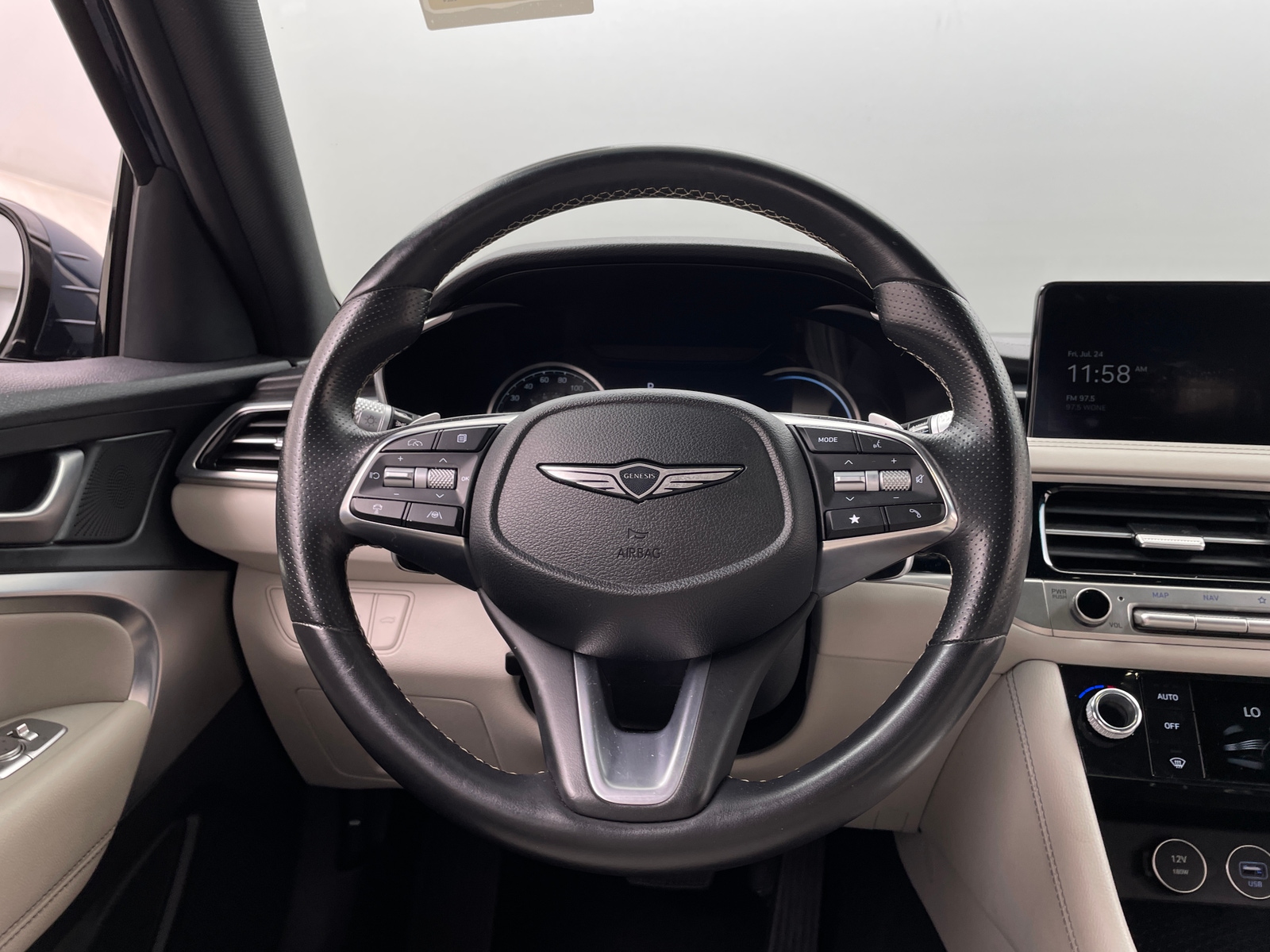 Thumbnail: 2024 Genesis G70 - 4