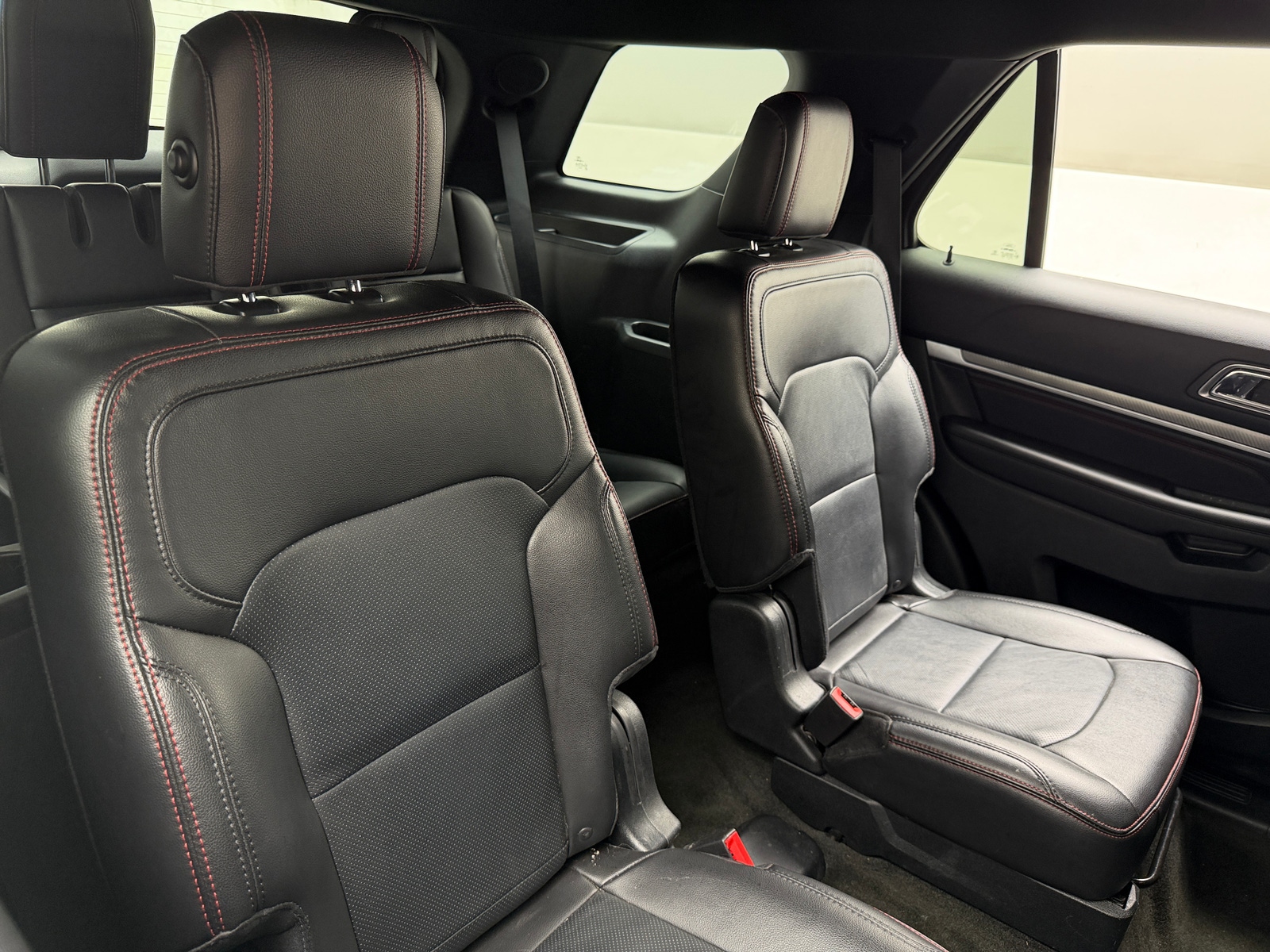 Thumbnail: 2018 Ford Explorer - 5