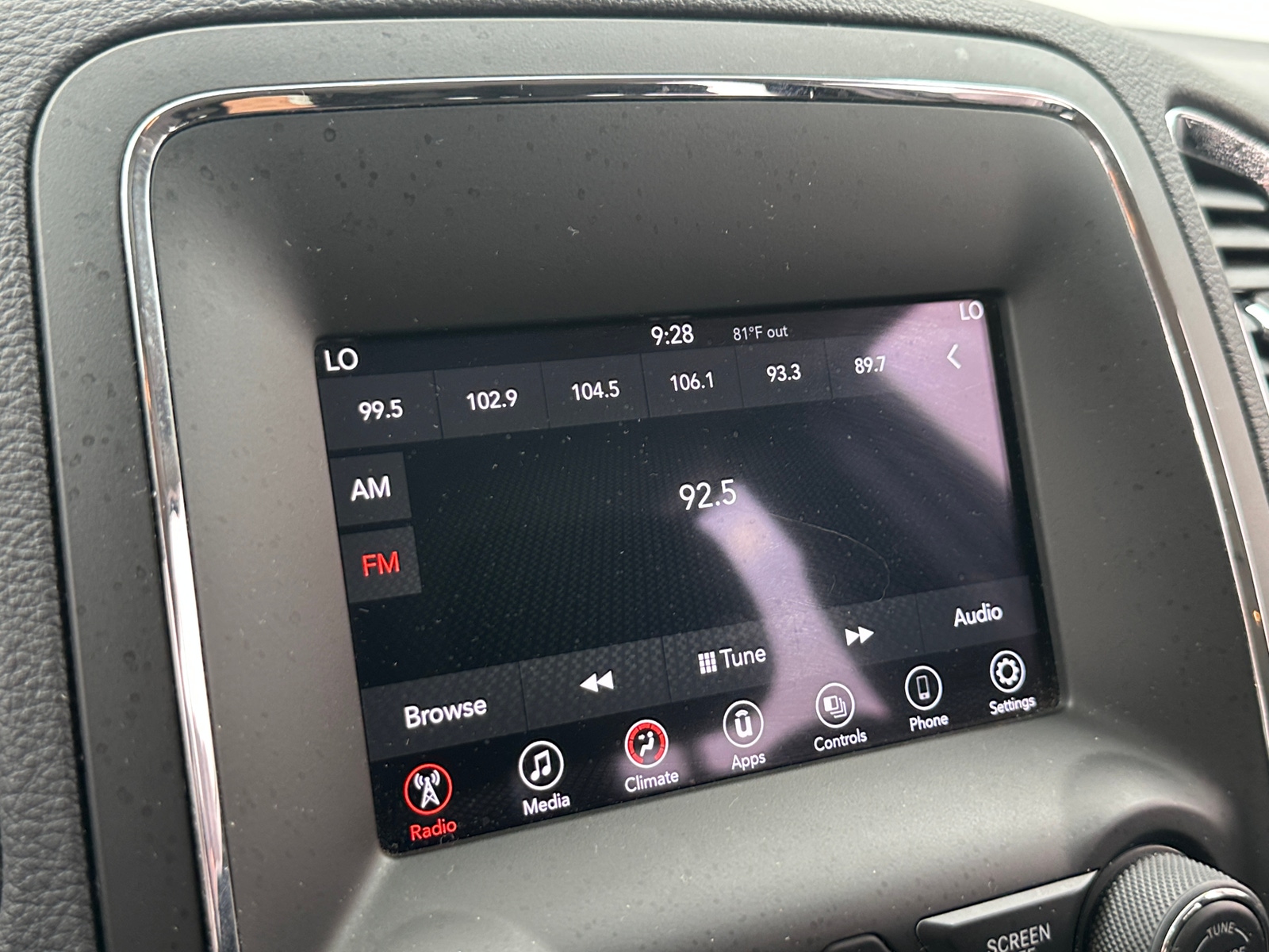 Thumbnail: 2018 Dodge Durango - 4