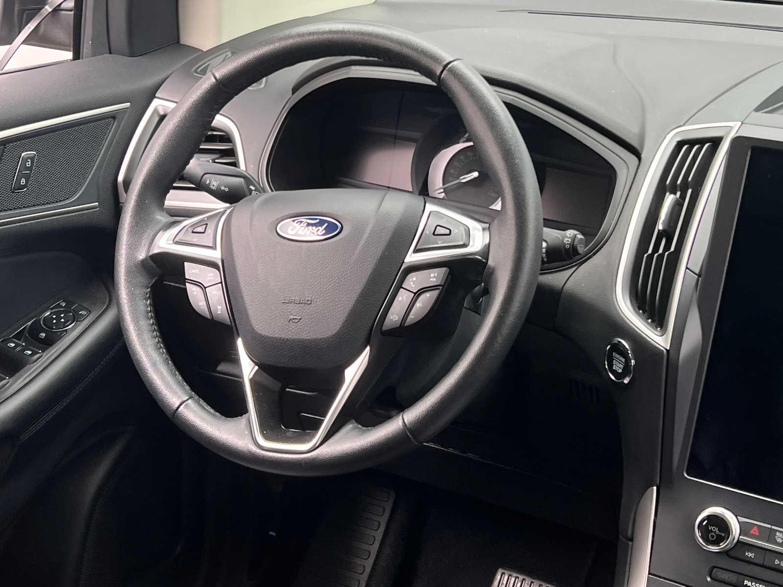 Thumbnail: 2024 Ford Edge - 4