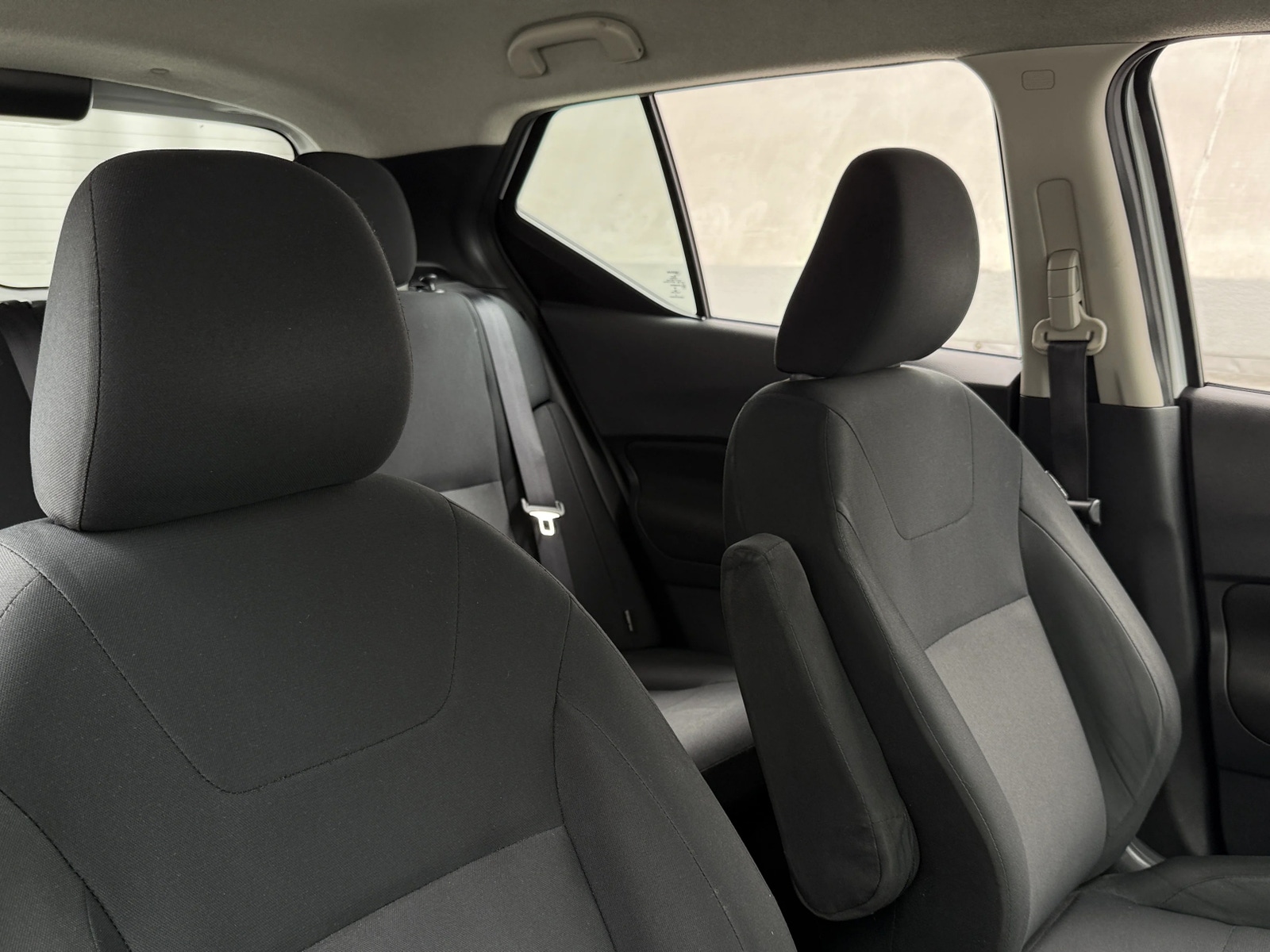 Thumbnail: 2023 Nissan Kicks - 2