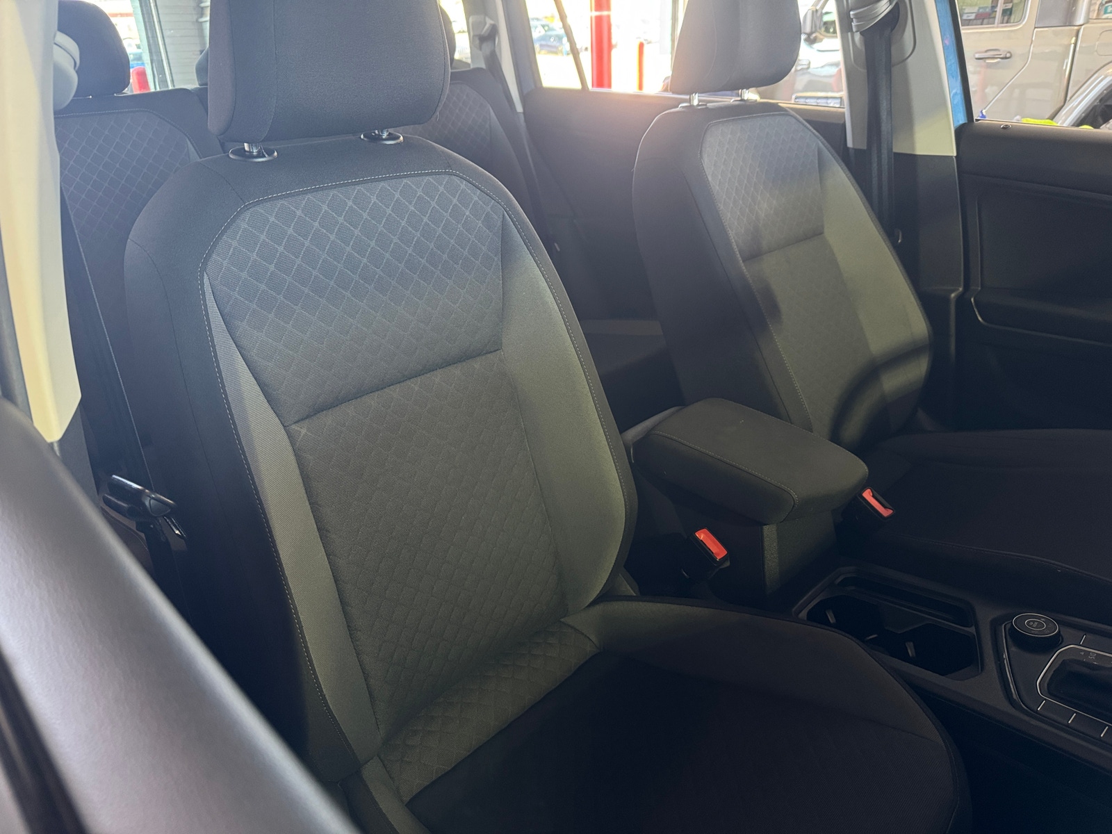 Thumbnail: 2019 Volkswagen Tiguan - 2