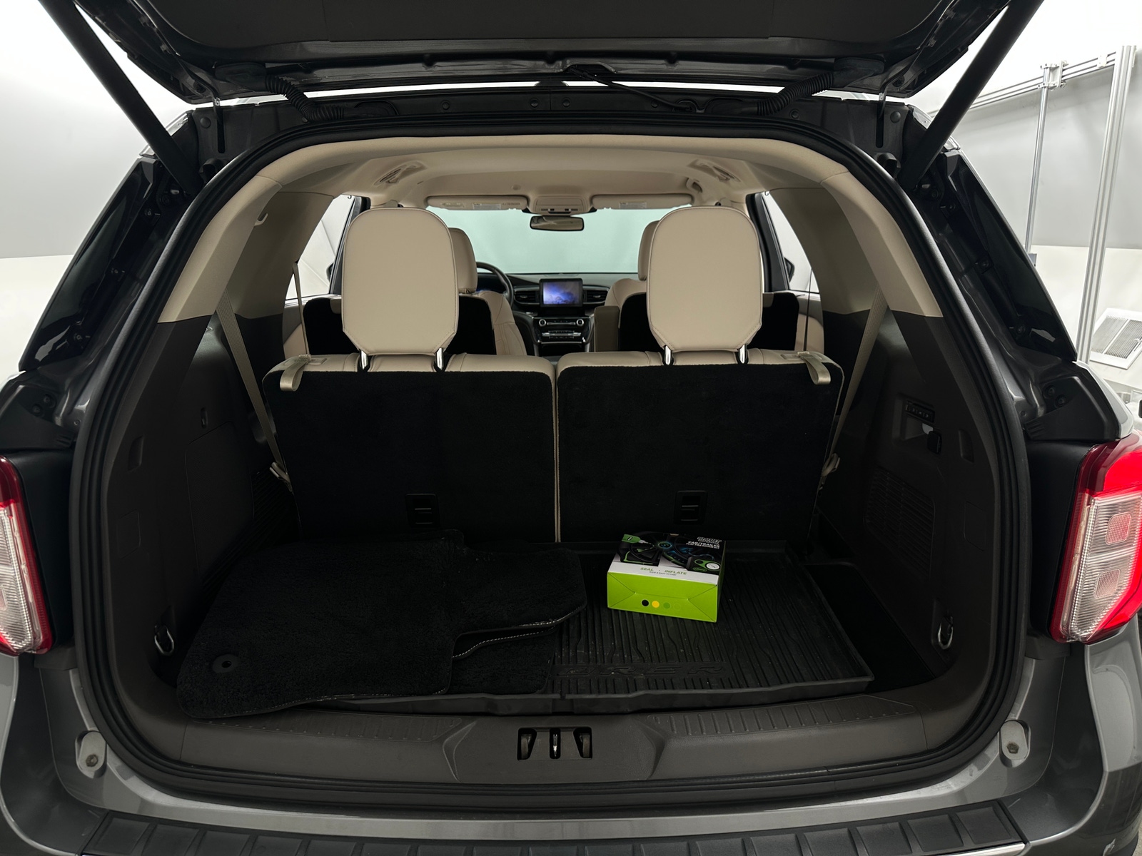Thumbnail: 2023 Ford Explorer - 6