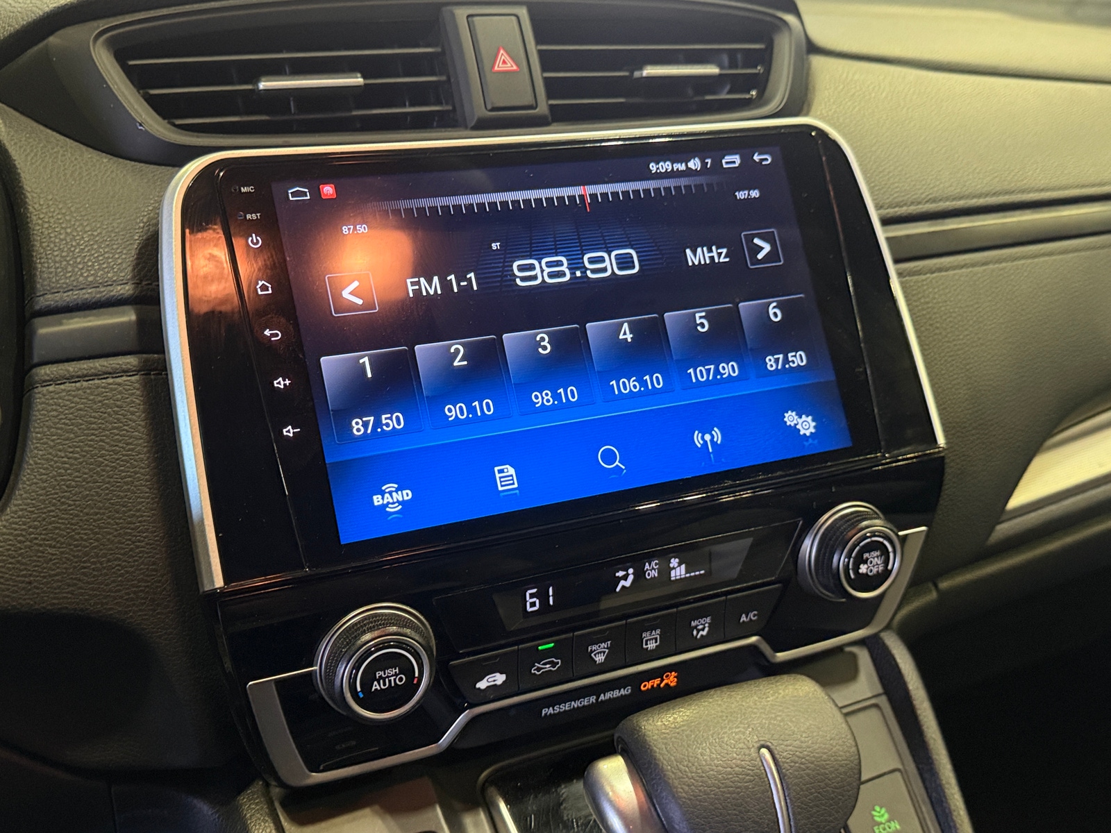 Thumbnail: 2017 Honda CR-V - 4