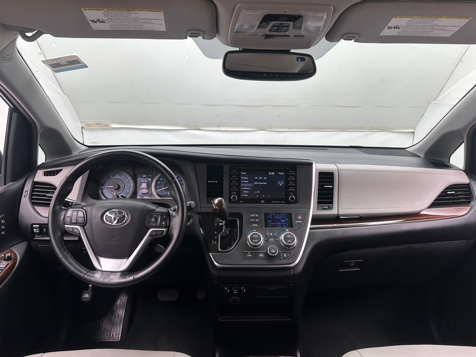 Thumbnail: 2018 Toyota Sienna - 2