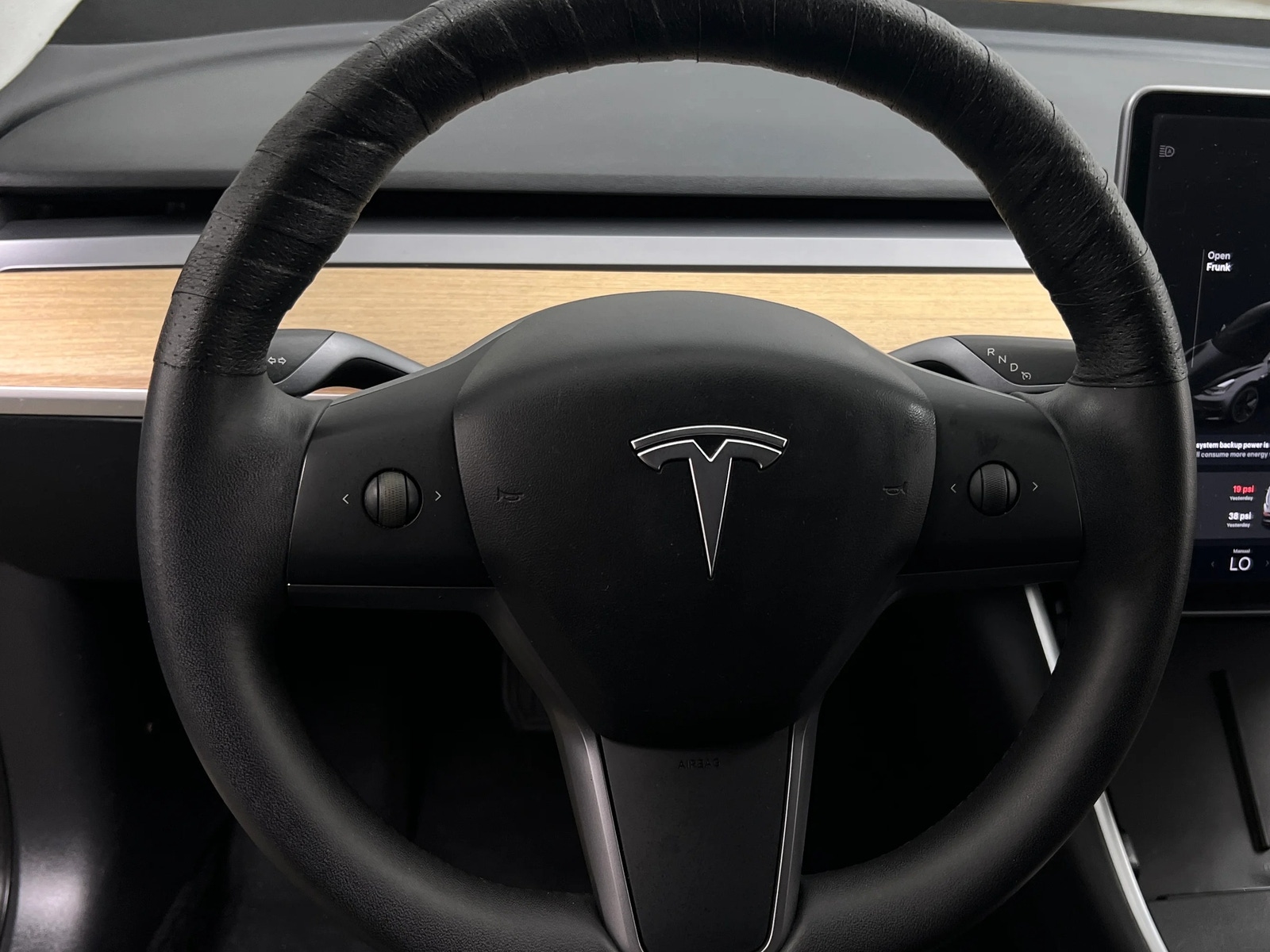Thumbnail: 2020 Tesla Model 3 - 4