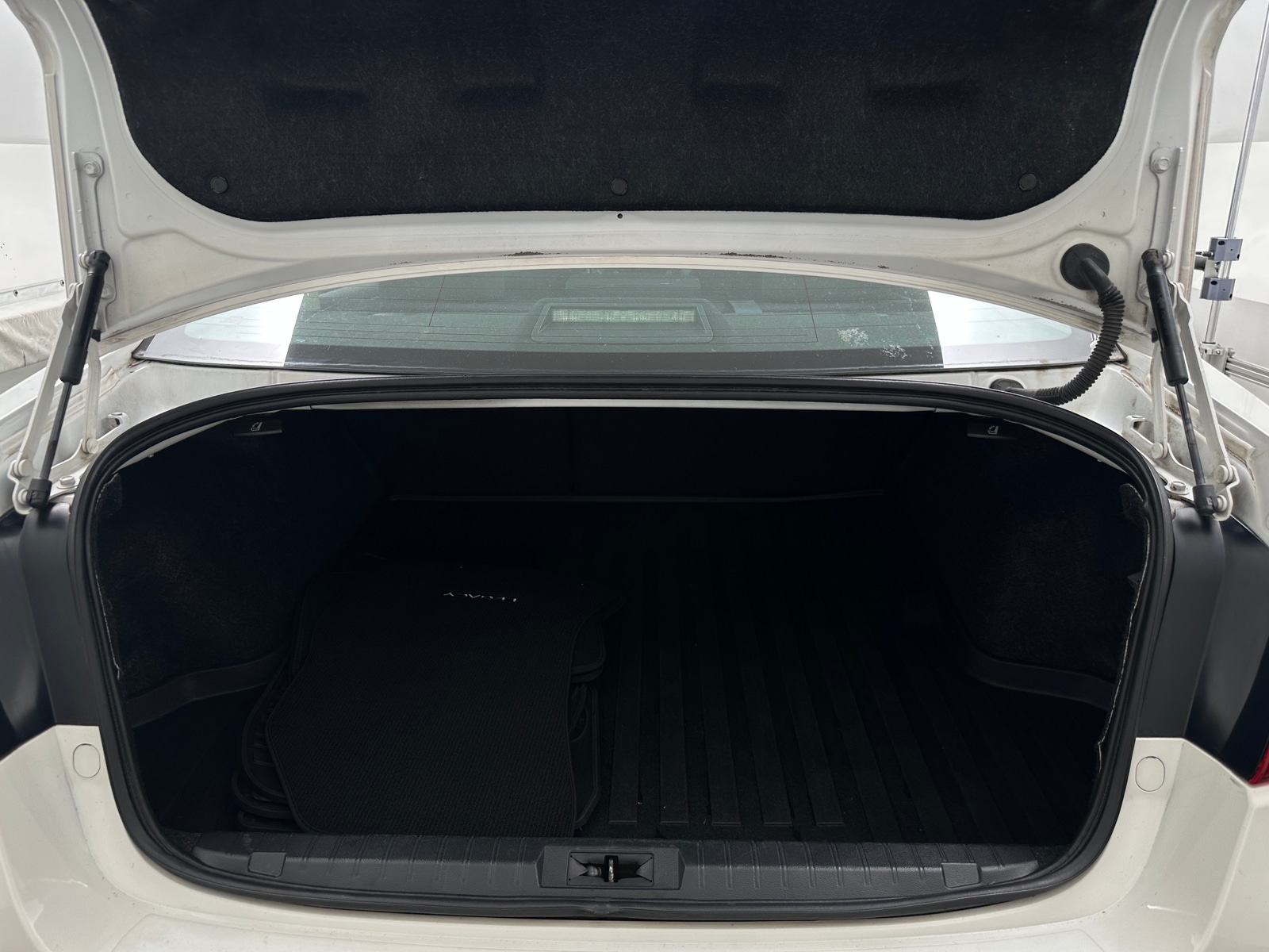 Thumbnail: 2015 Subaru Legacy - 7