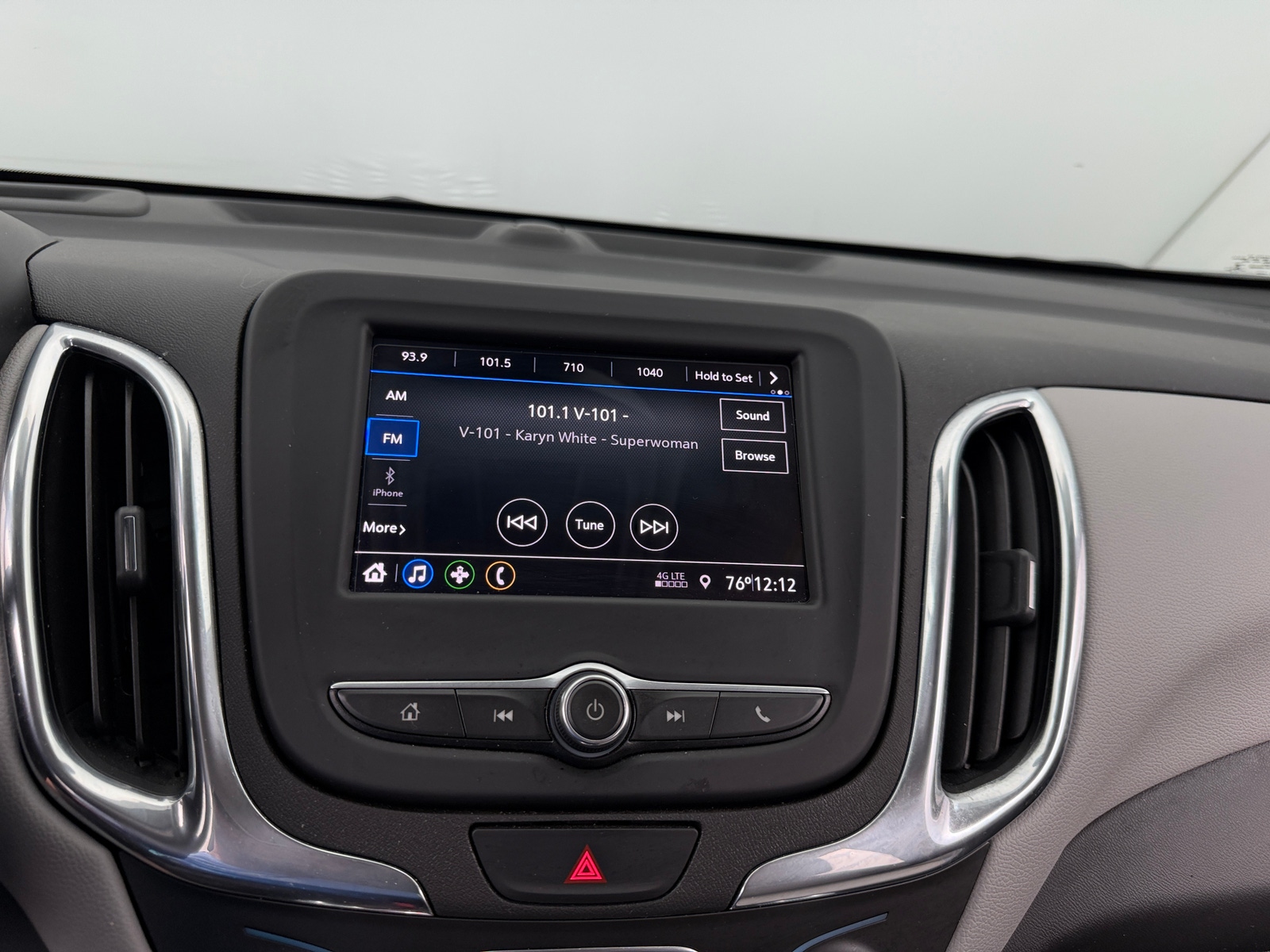 Thumbnail: 2020 Chevrolet Equinox - 4