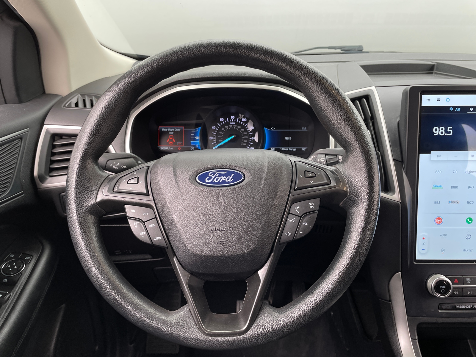 Thumbnail: 2021 Ford Edge - 5