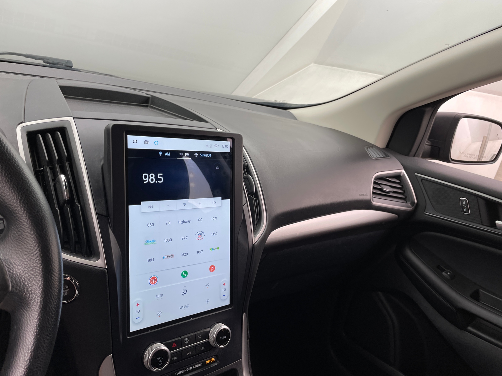 Thumbnail: 2021 Ford Edge - 4