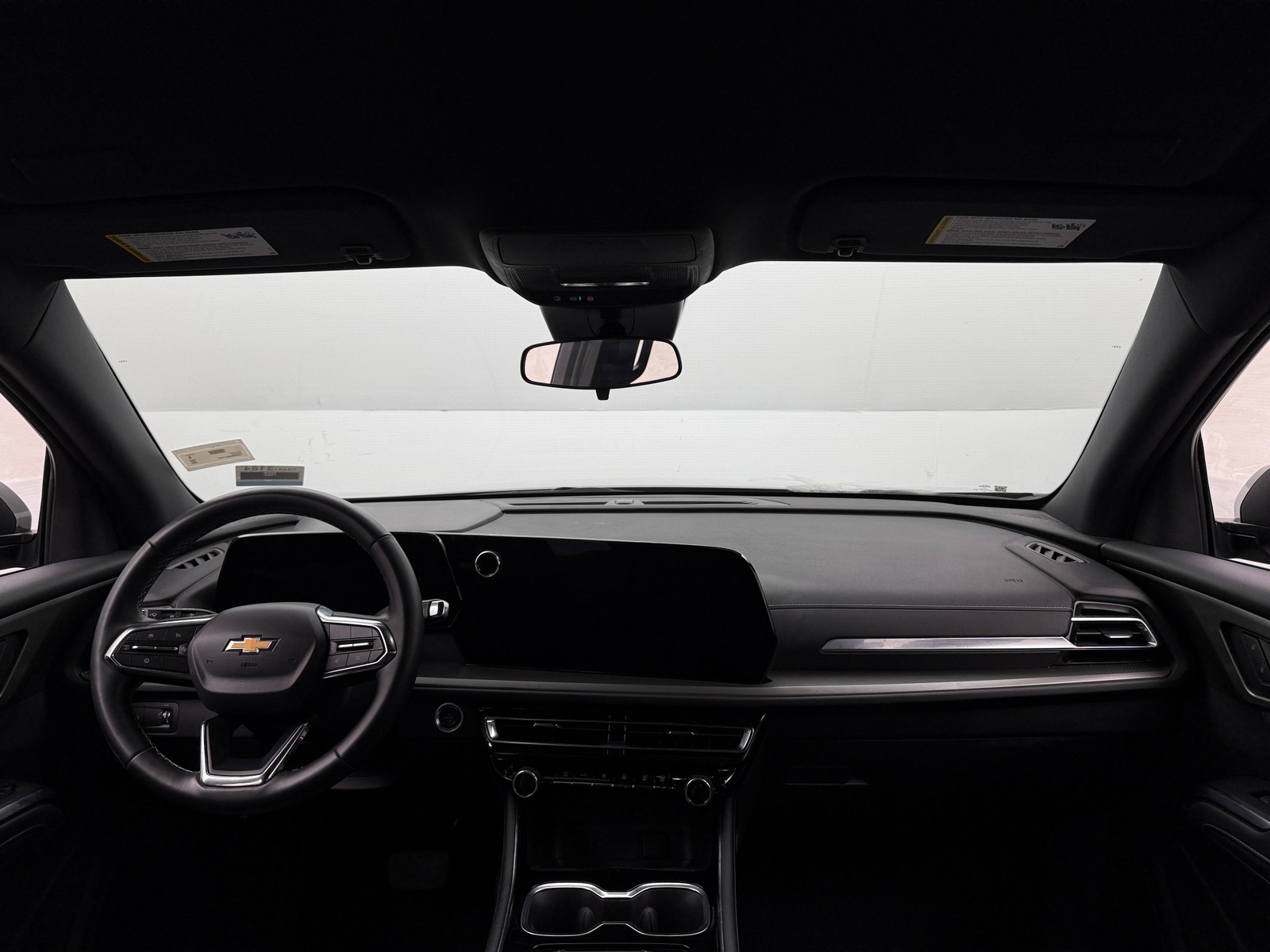 Thumbnail: 2025 Chevrolet Traverse - 2