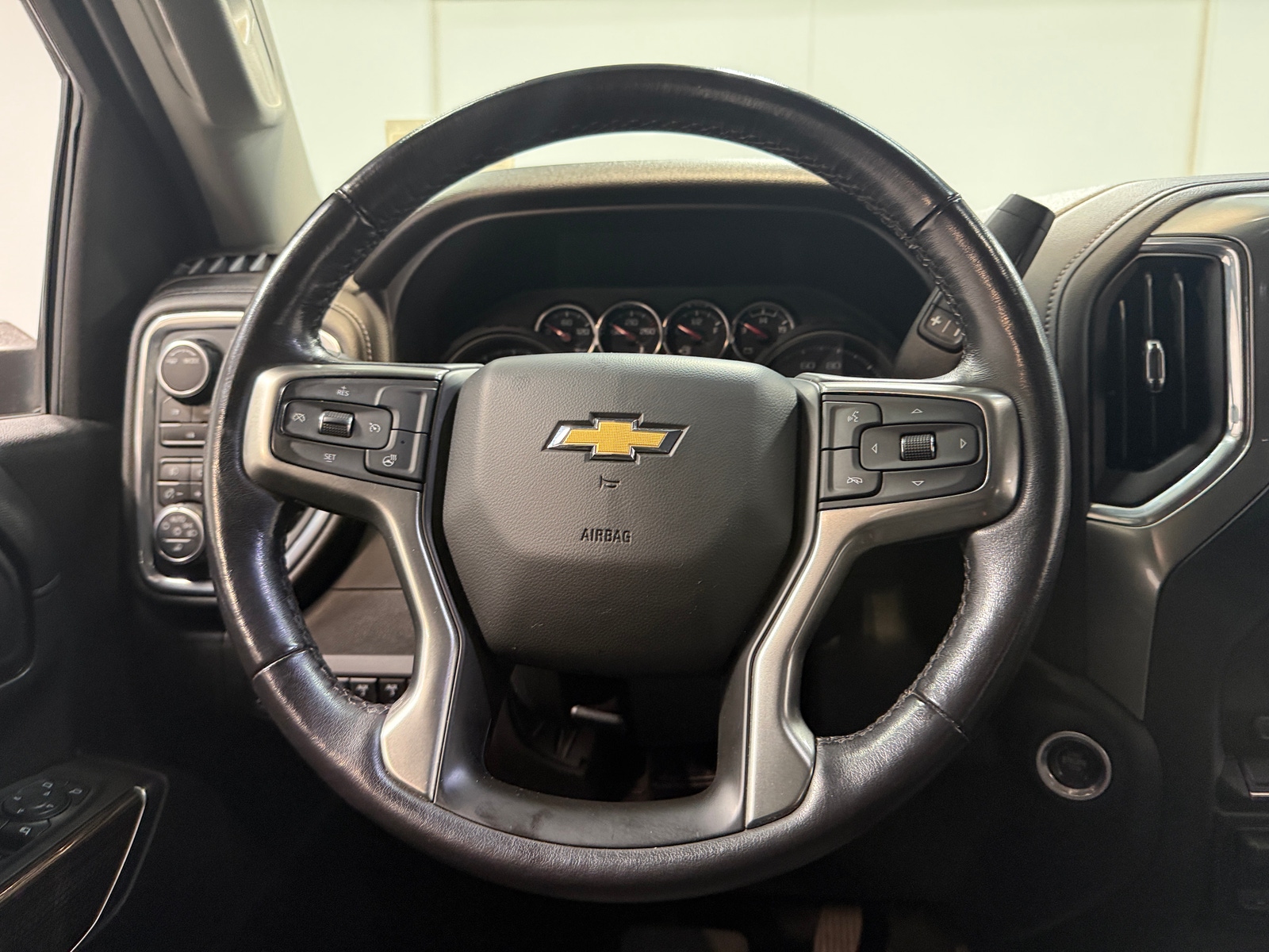 Thumbnail: 2021 Chevrolet Silverado 2500 - 5