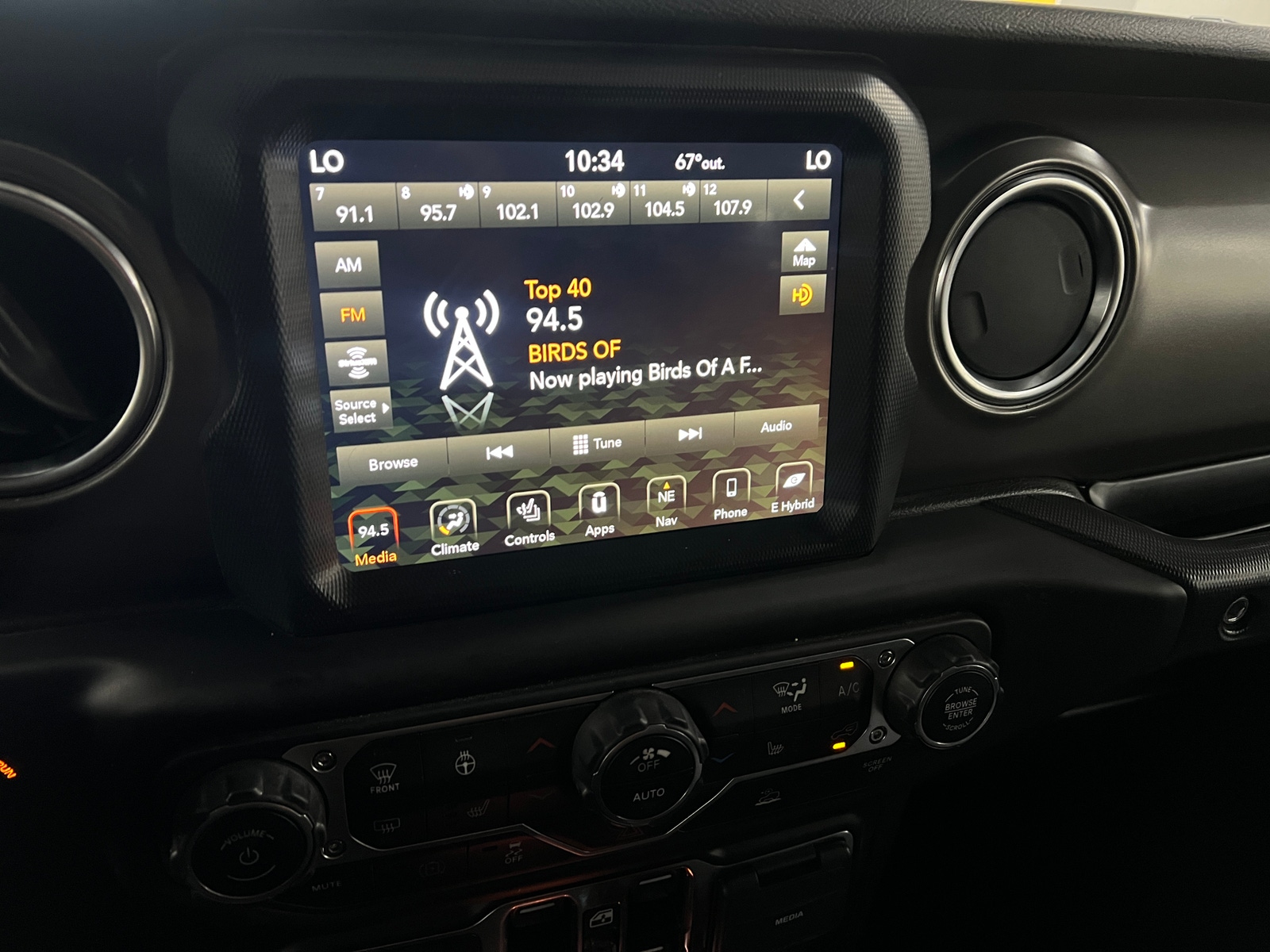 Thumbnail: 2023 Jeep Wrangler - 4