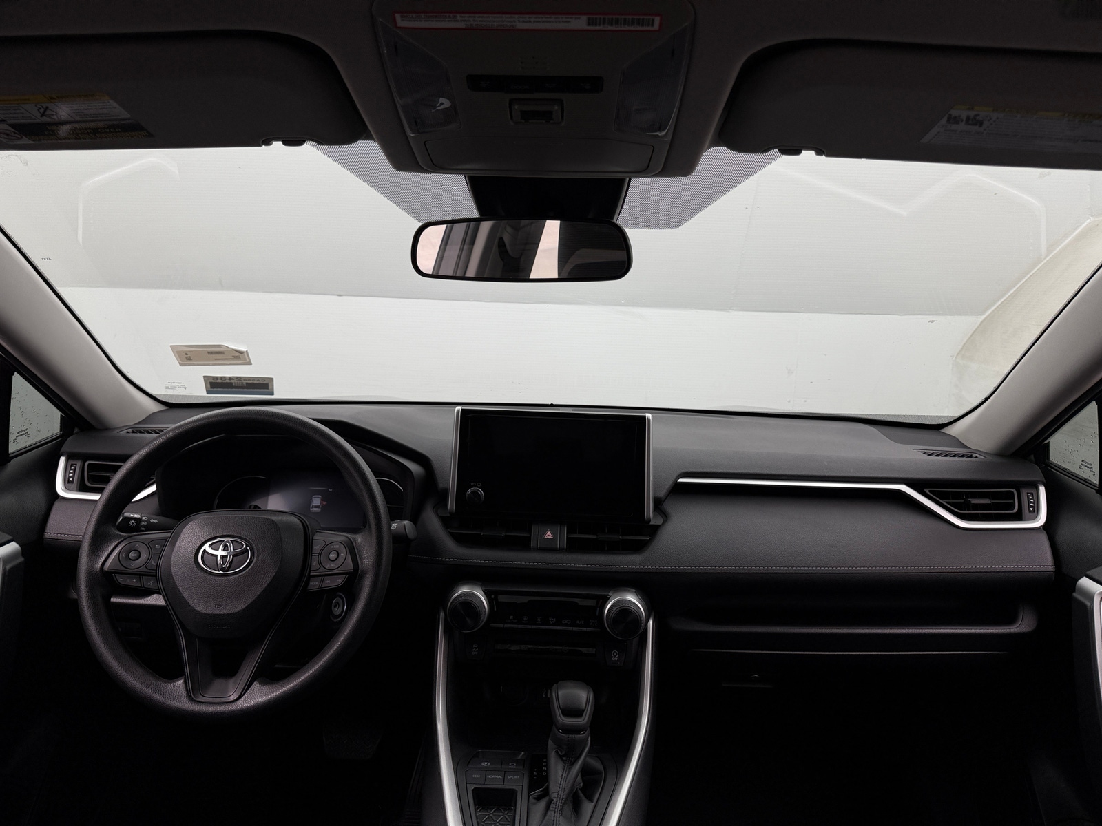 Thumbnail: 2024 Toyota RAV4 - 3