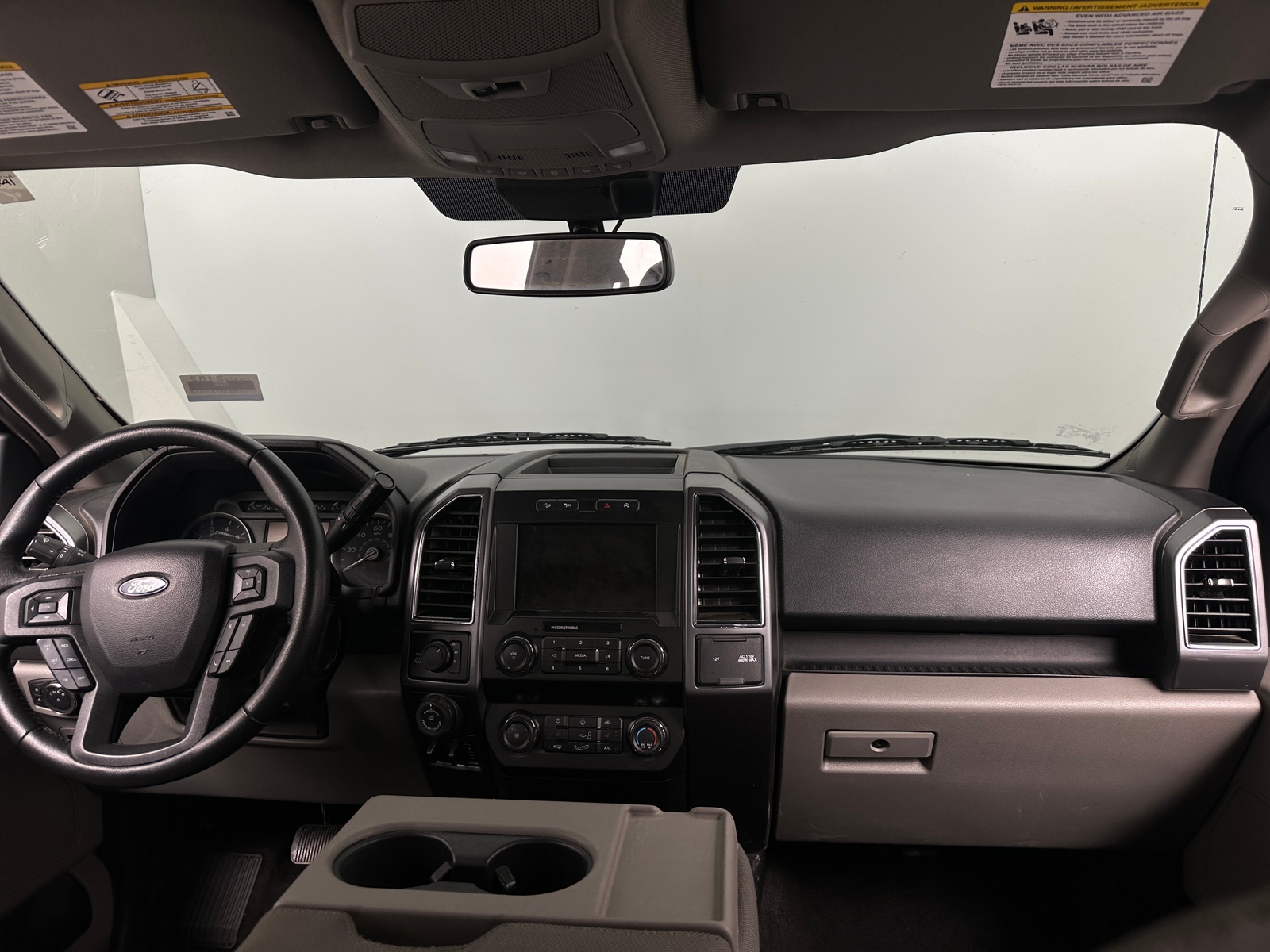 Thumbnail: 2020 Ford Econoline - 3