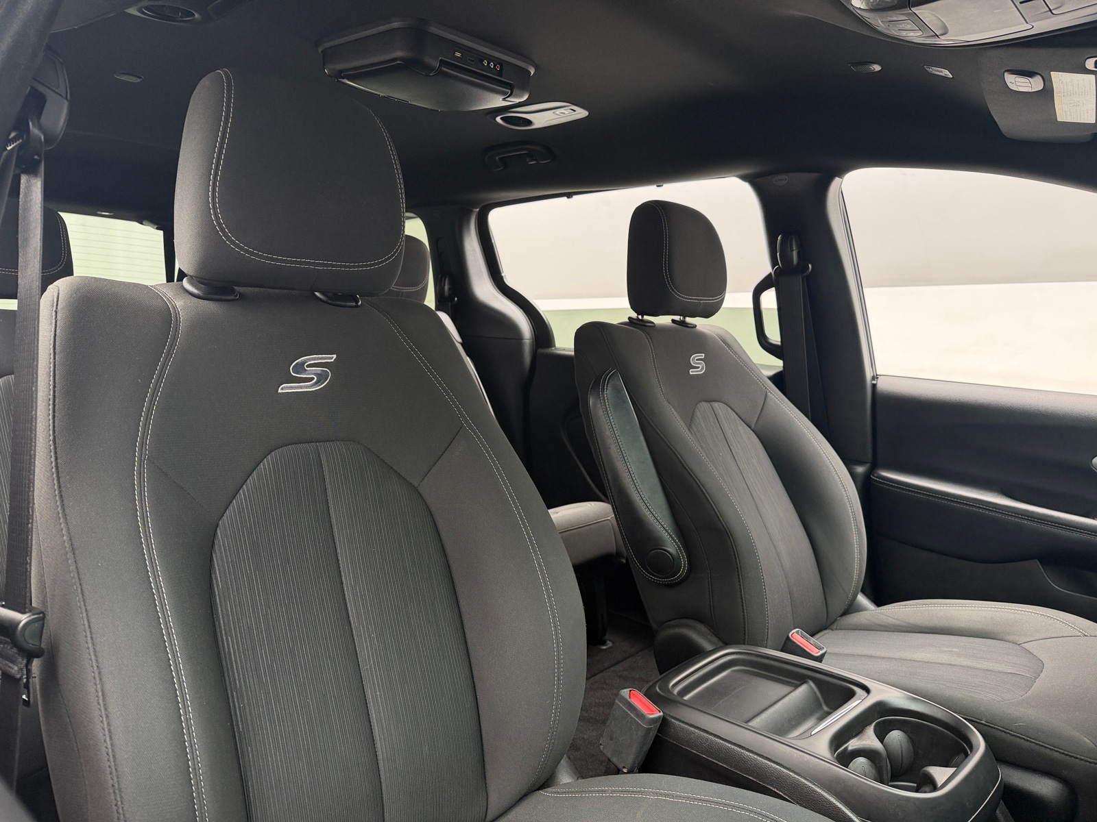 Thumbnail: 2019 Chrysler Pacifica - 2