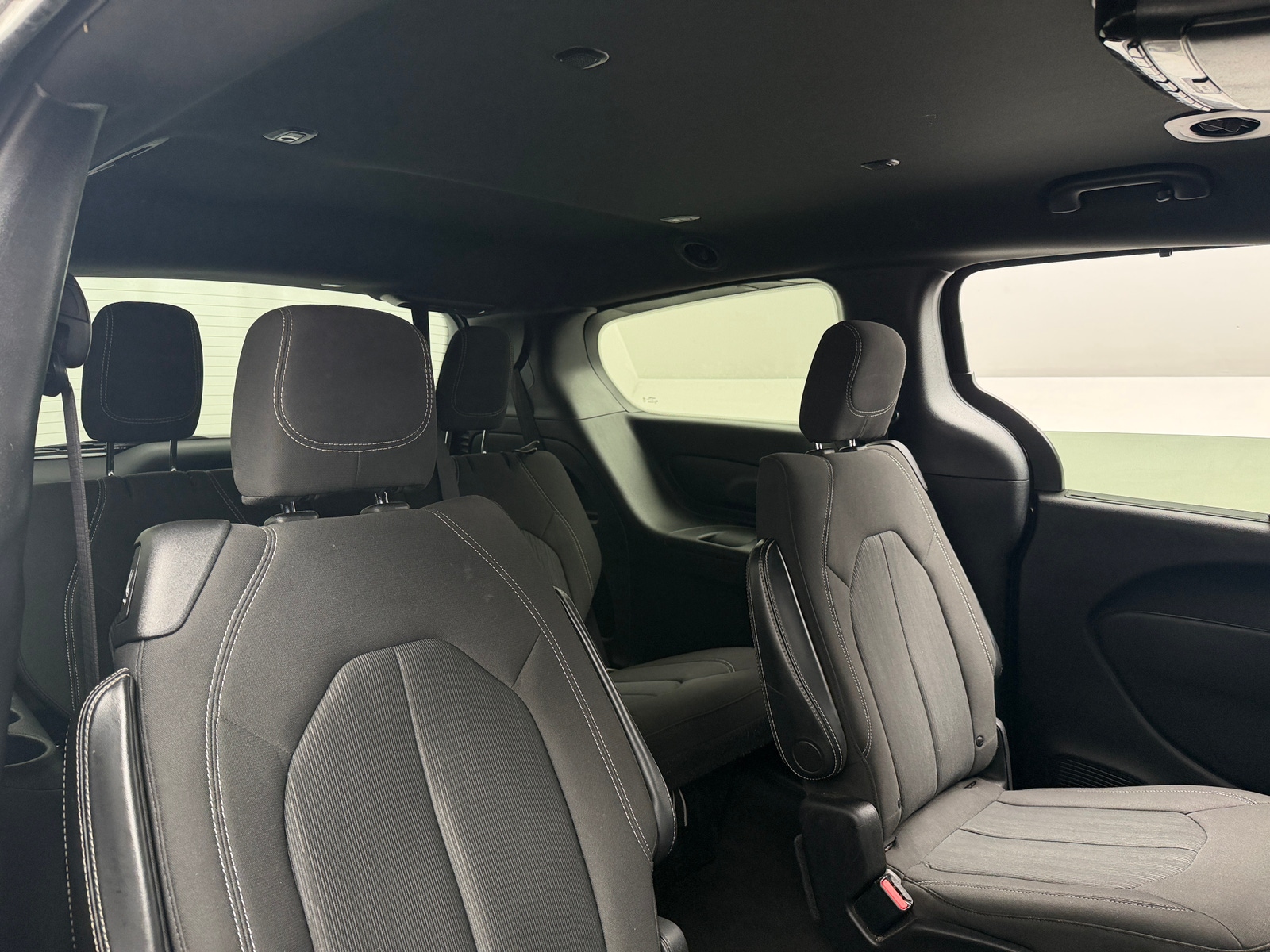 Thumbnail: 2019 Chrysler Pacifica - 6