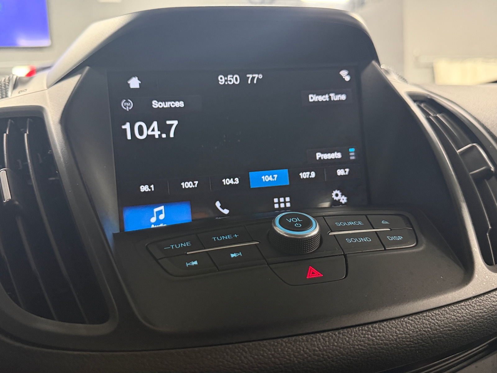Thumbnail: 2018 Ford Escape - 4