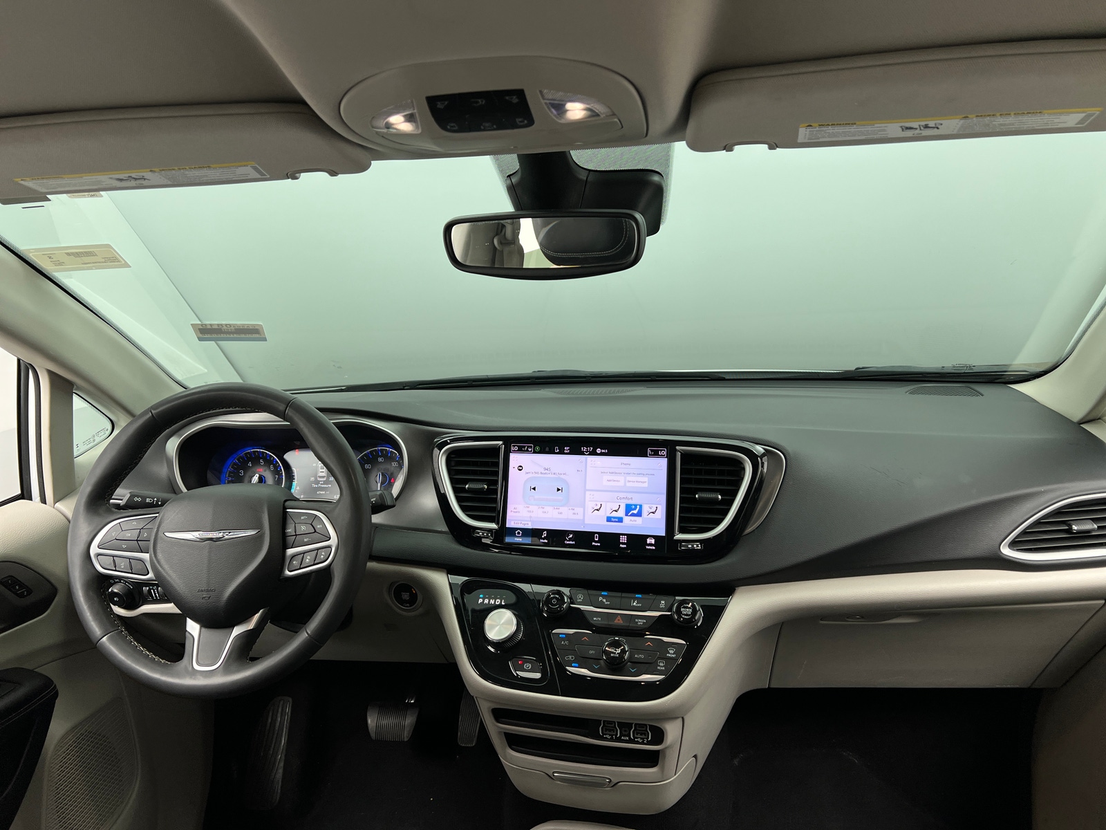Thumbnail: 2023 Chrysler Pacifica - 2