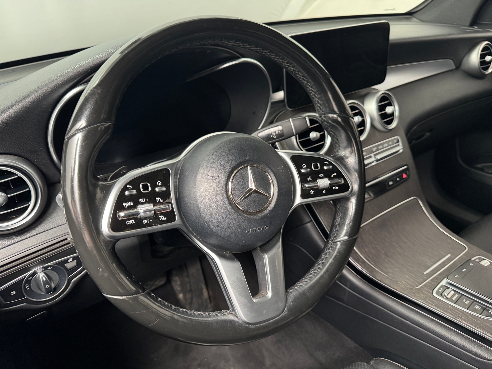 Thumbnail: 2022 Mercedes-Benz GLC - 4