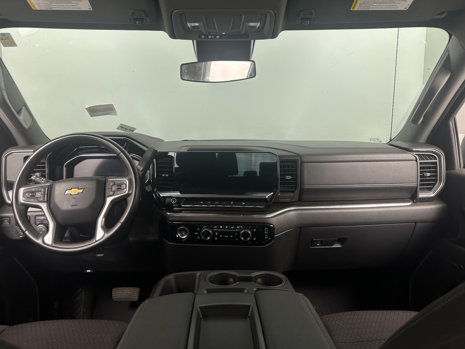 Thumbnail: 2024 Chevrolet Silverado 1500 - 3